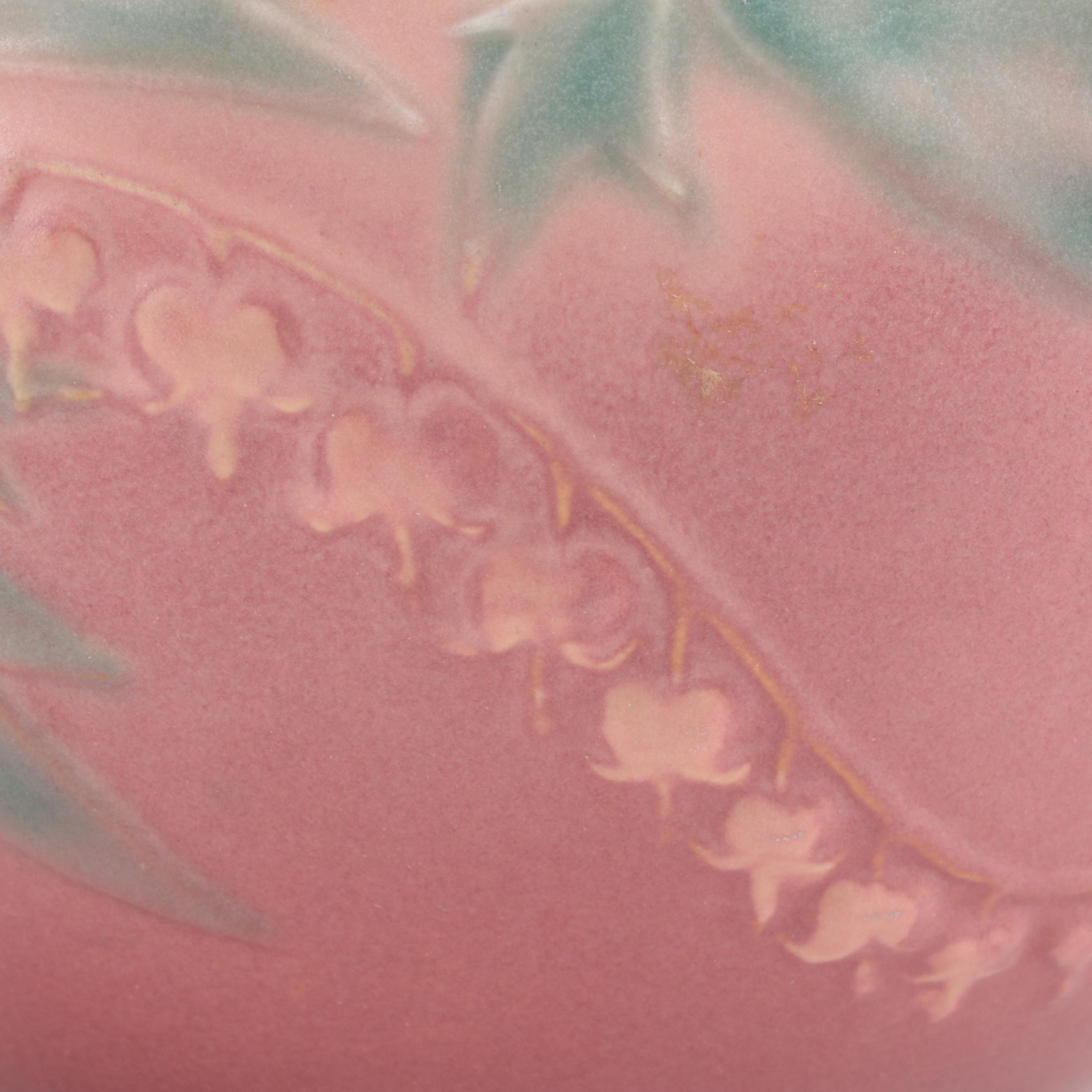 Roseville Pottery "Bleeding Heart" Jardinière, Mid-20th Century