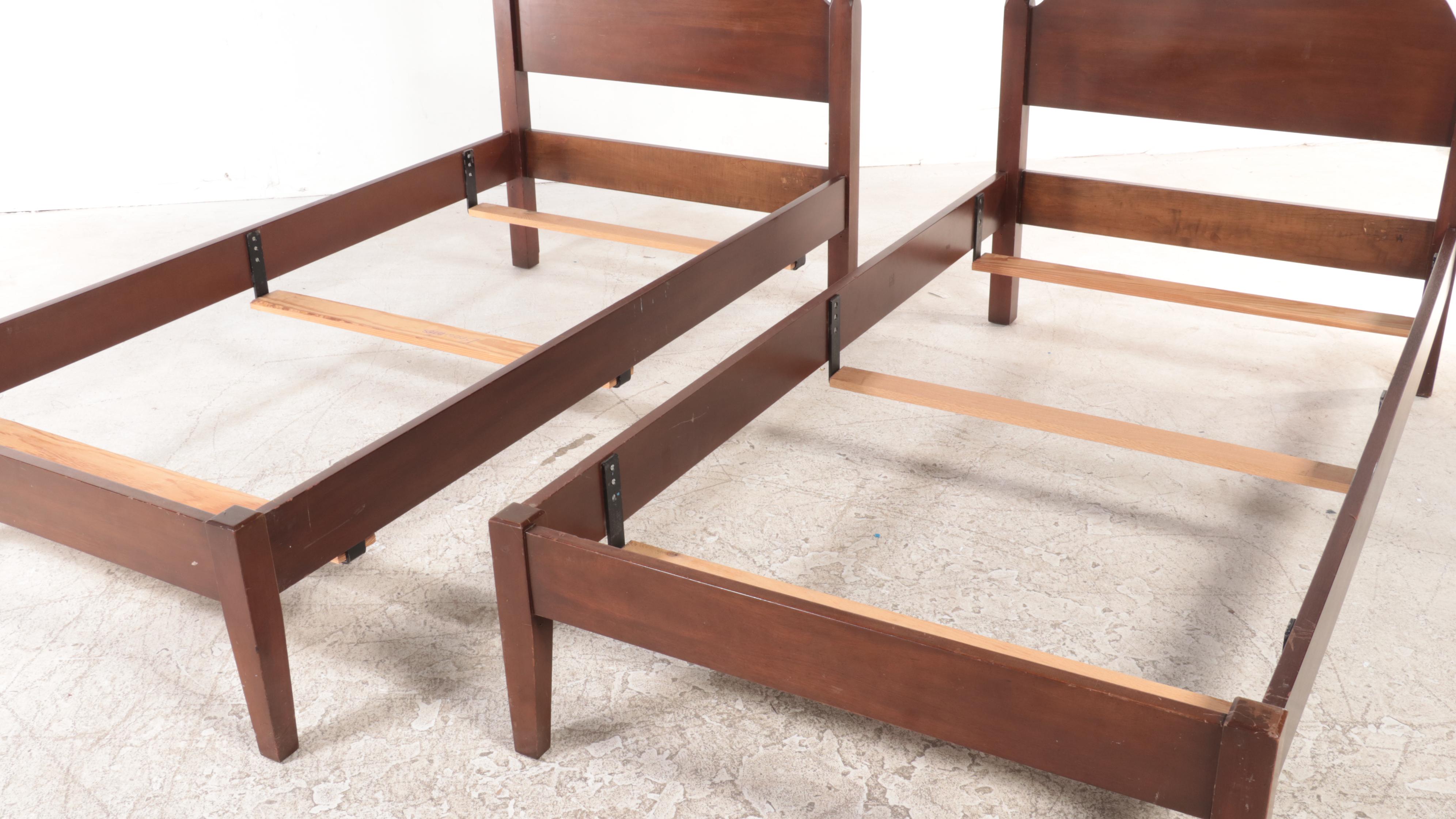 Pair of Kittinger "Williamsburg Adaptation" Mahogany Half-Tester Twin Size Beds