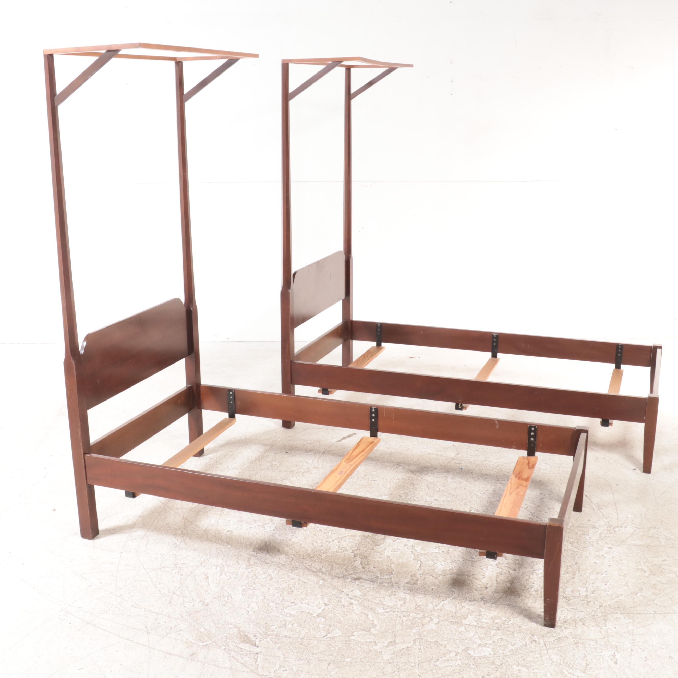 Pair of Kittinger "Williamsburg Adaptation" Mahogany Half-Tester Twin Size Beds