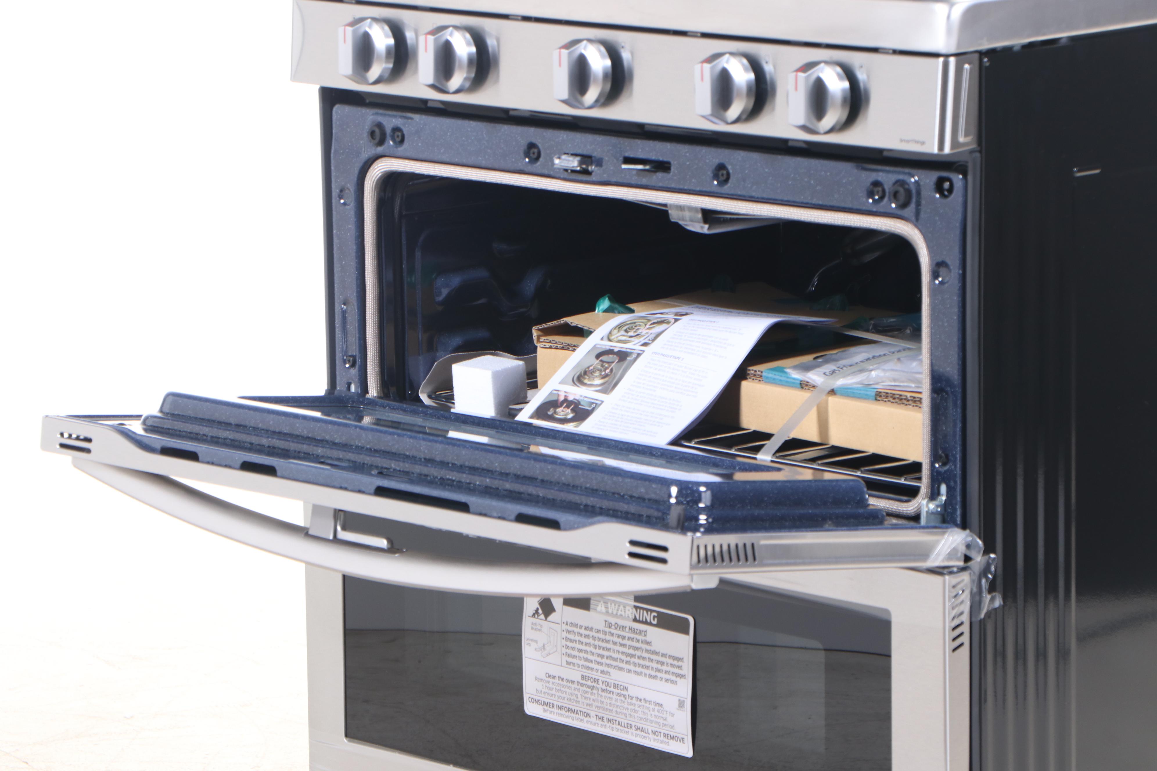 Samsung 6.0 Cu. Ft. Smart Freestanding Gas Range with Flex Duo™