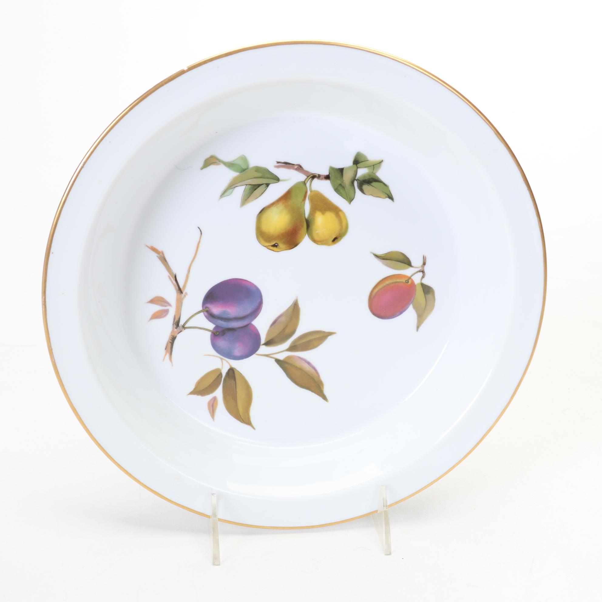 Royal Worcester "Evesham Gold" Fruit Bowls and Pie Plate, 1961
