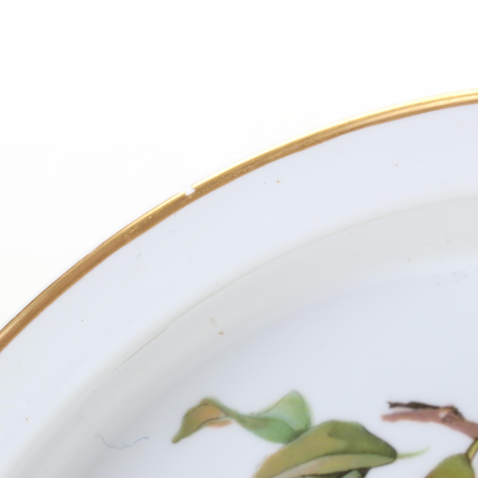 Royal Worcester "Evesham Gold" Fruit Bowls and Pie Plate, 1961