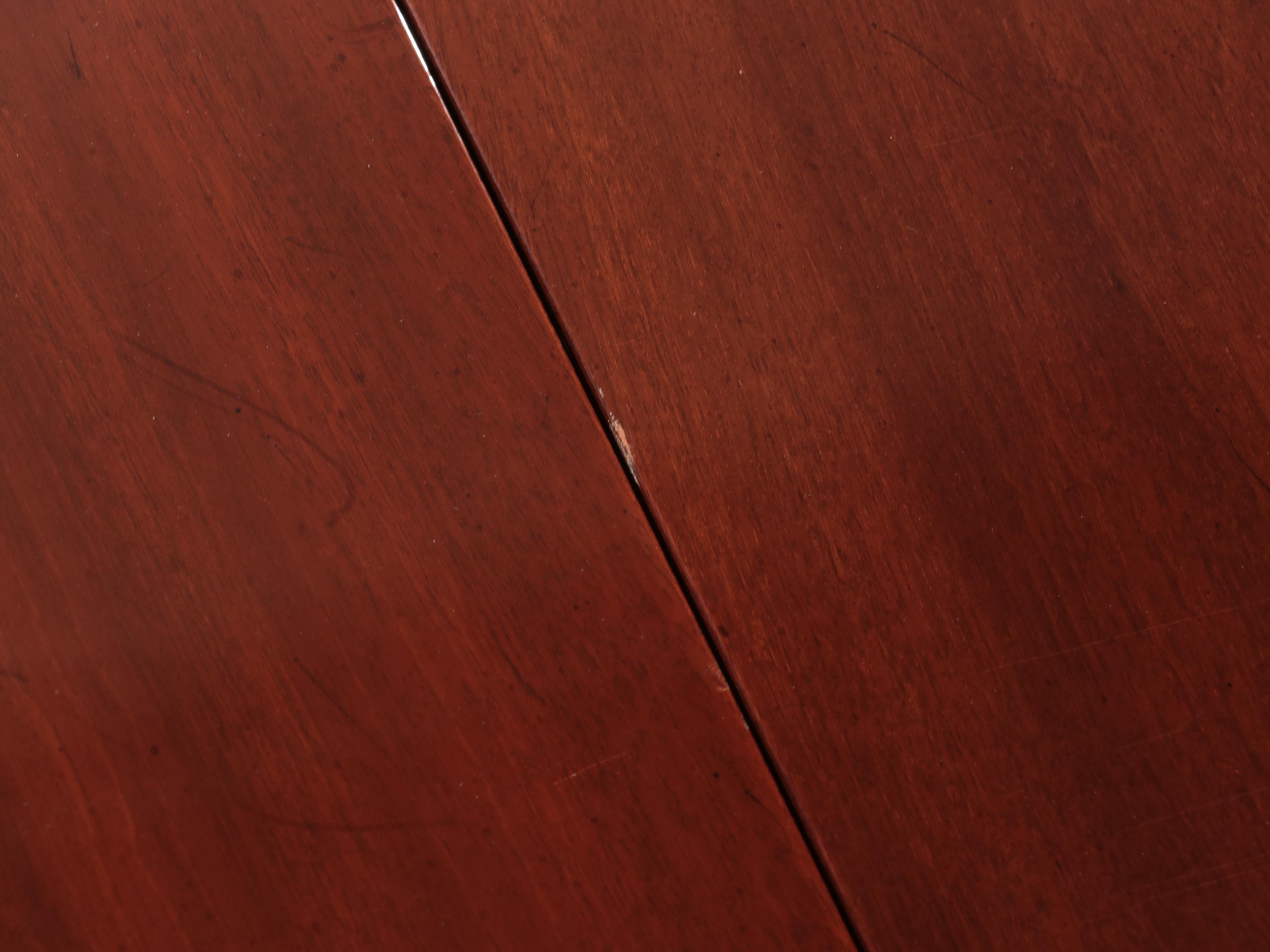 Kittinger "Williamsburg Adaptation" Mahogany Drop-Leaf Dining Table