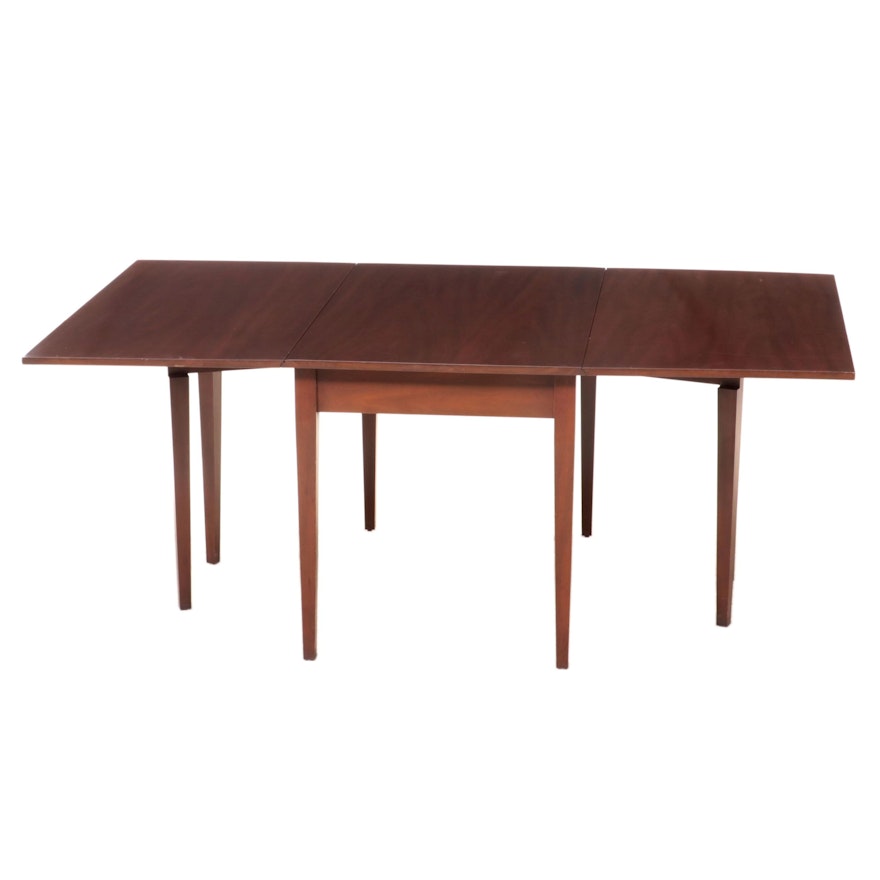 Kittinger "Williamsburg Adaptation" Mahogany Drop-Leaf Dining Table