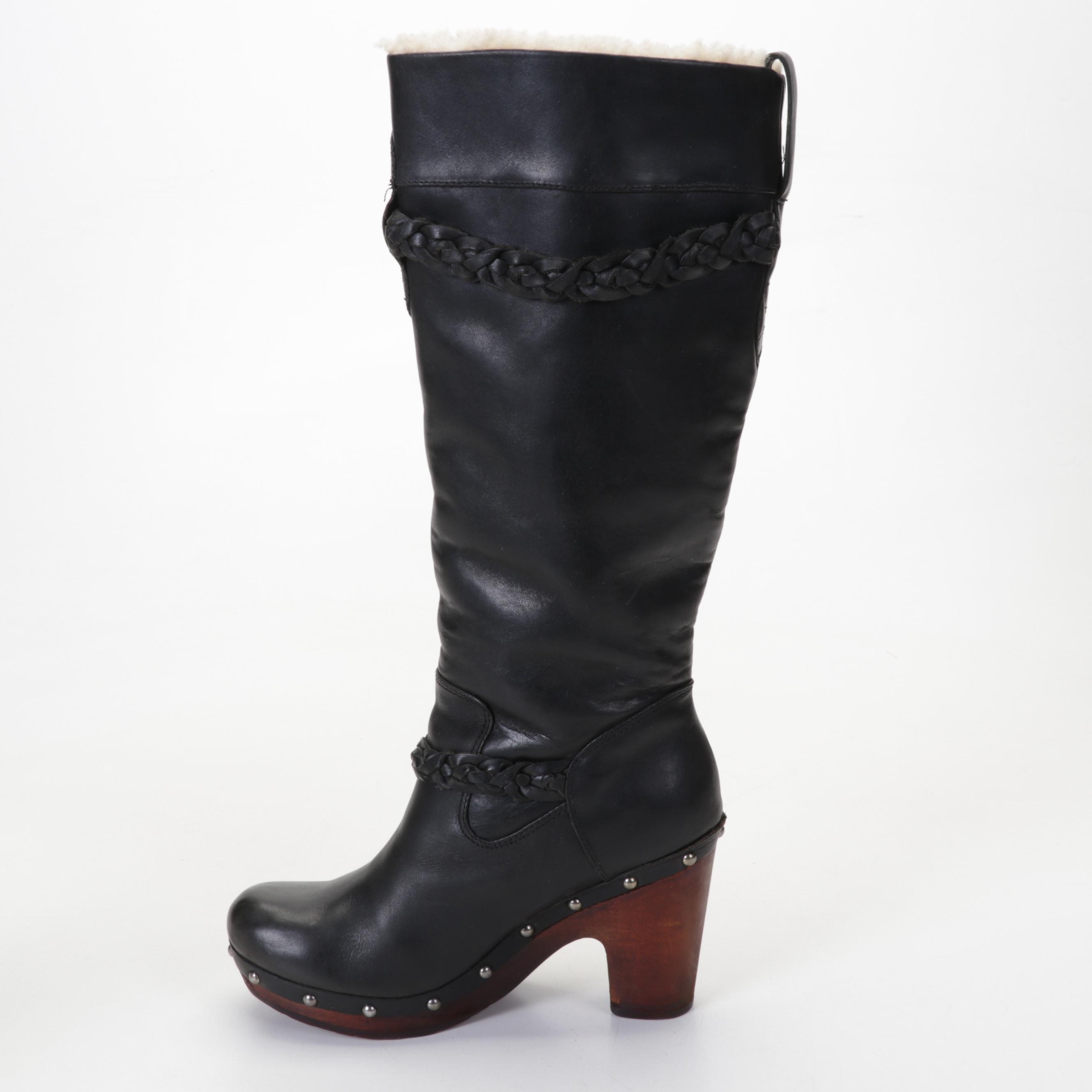 Ugg Australia Savanna Sheepskin Lined Clog Boots in Black Leather