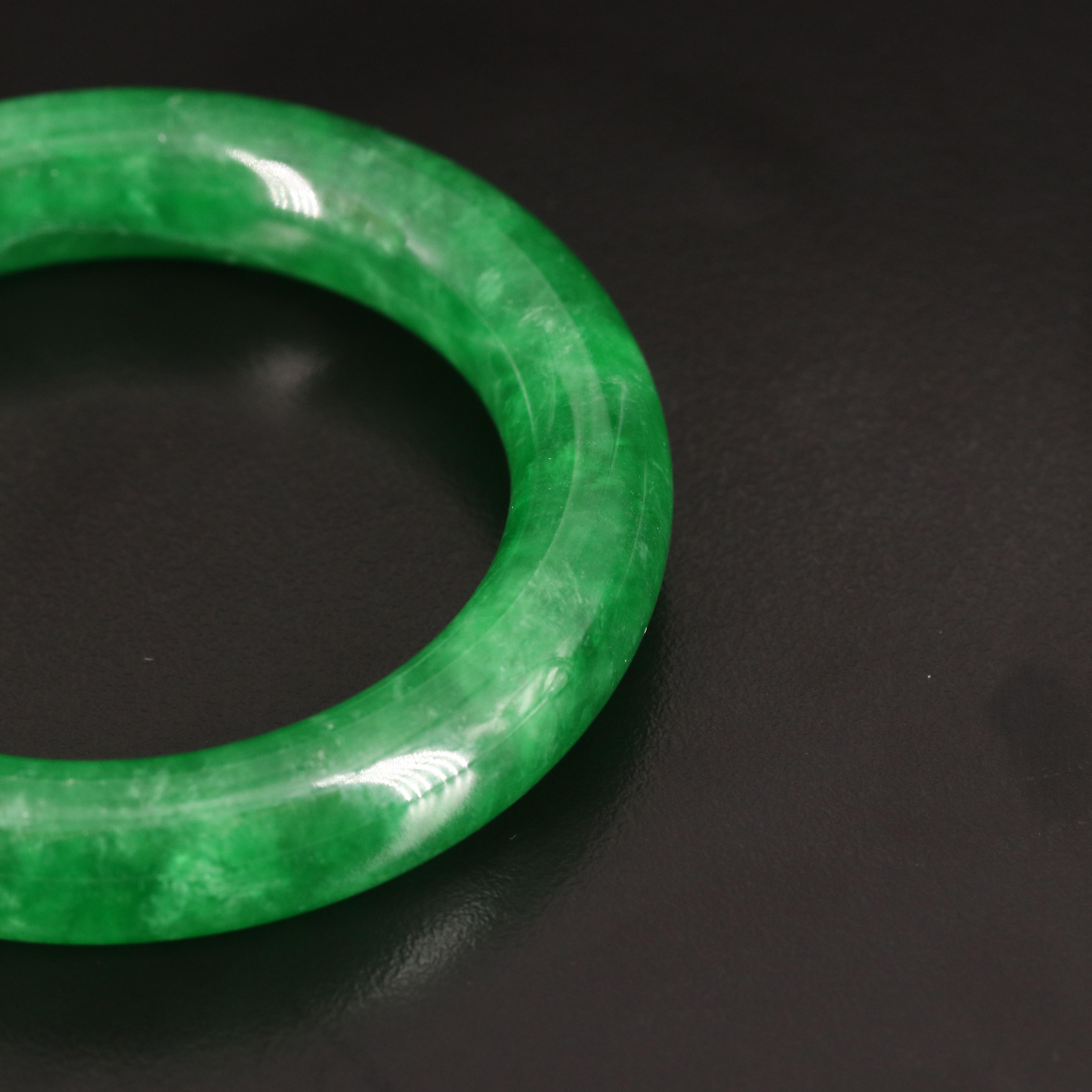 Jadeite Hololith Bangle