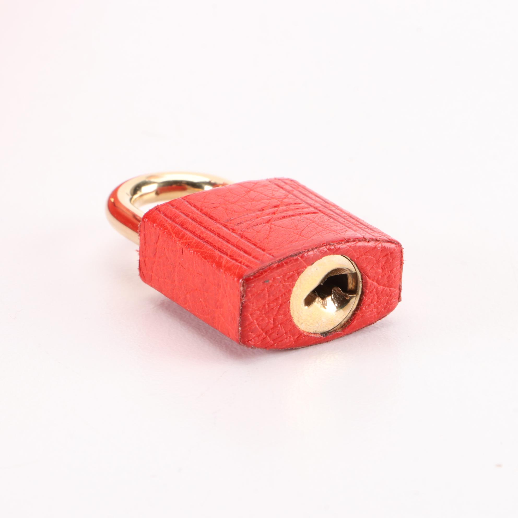 Hermès Birkin 35 Ostrich Leather Satchel in Rouge Vif