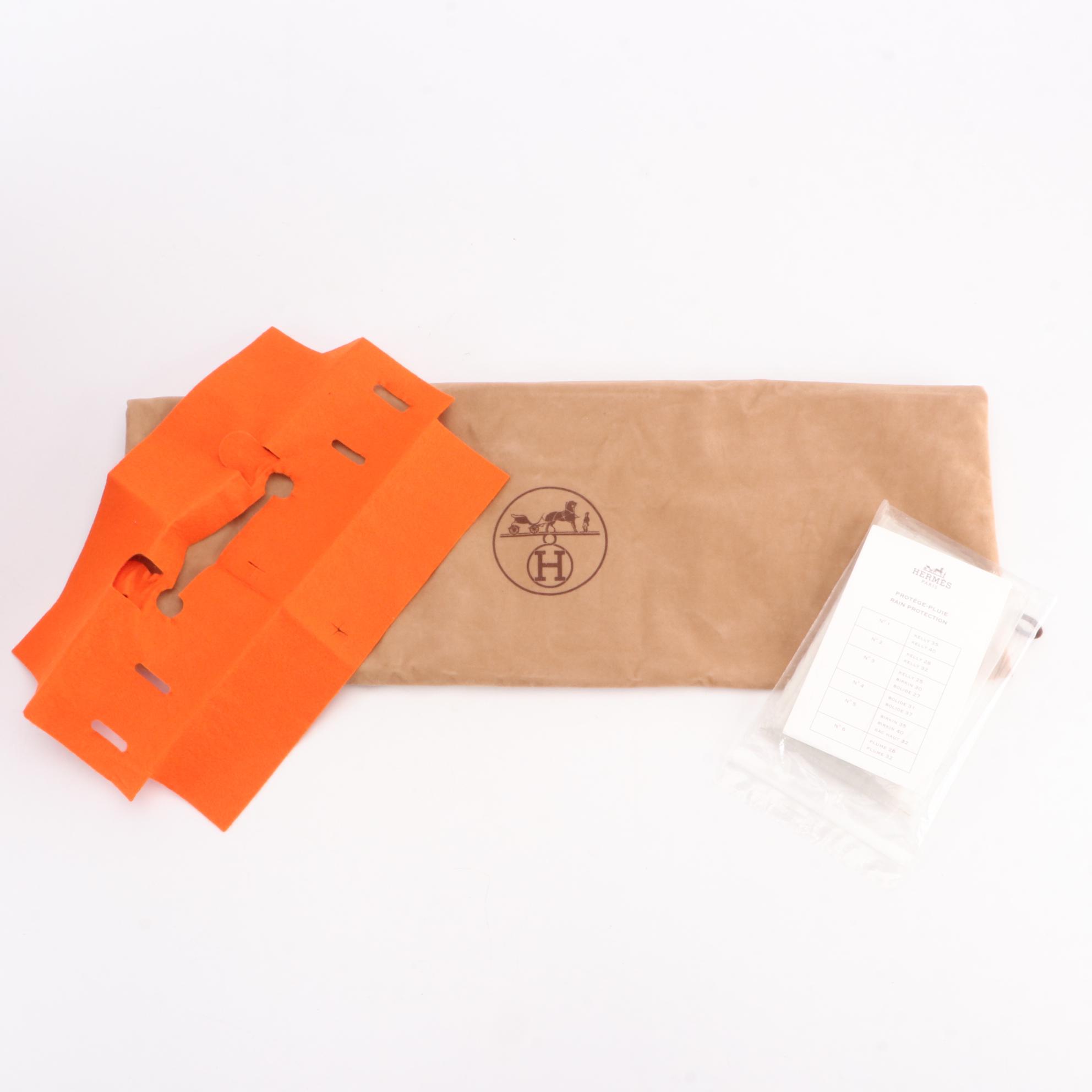 Hermès Birkin 35 Ostrich Leather Satchel in Rouge Vif