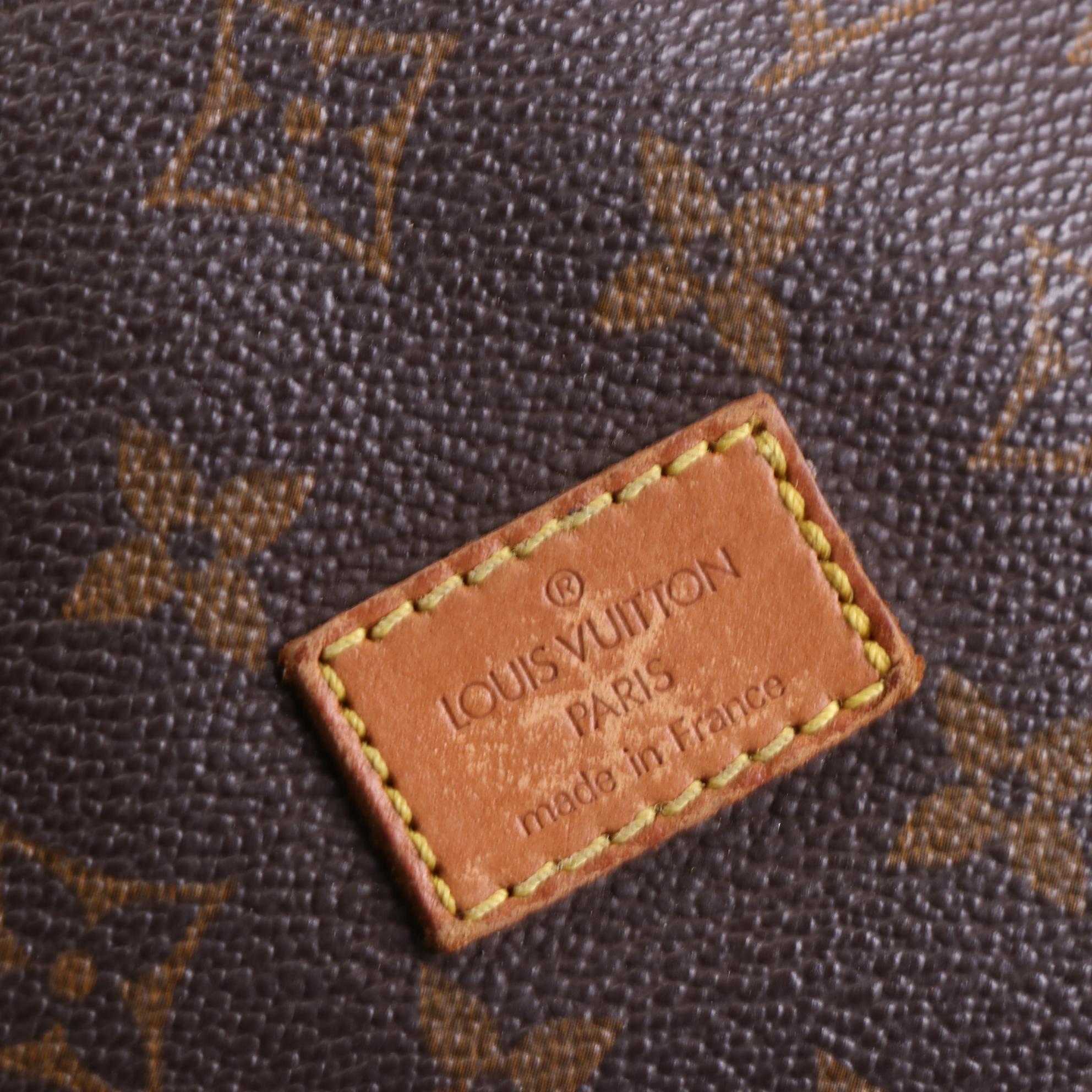 Louis Vuitton Saumur 30 Crossbody Bag in Monogram Canvas and Vachetta Leather