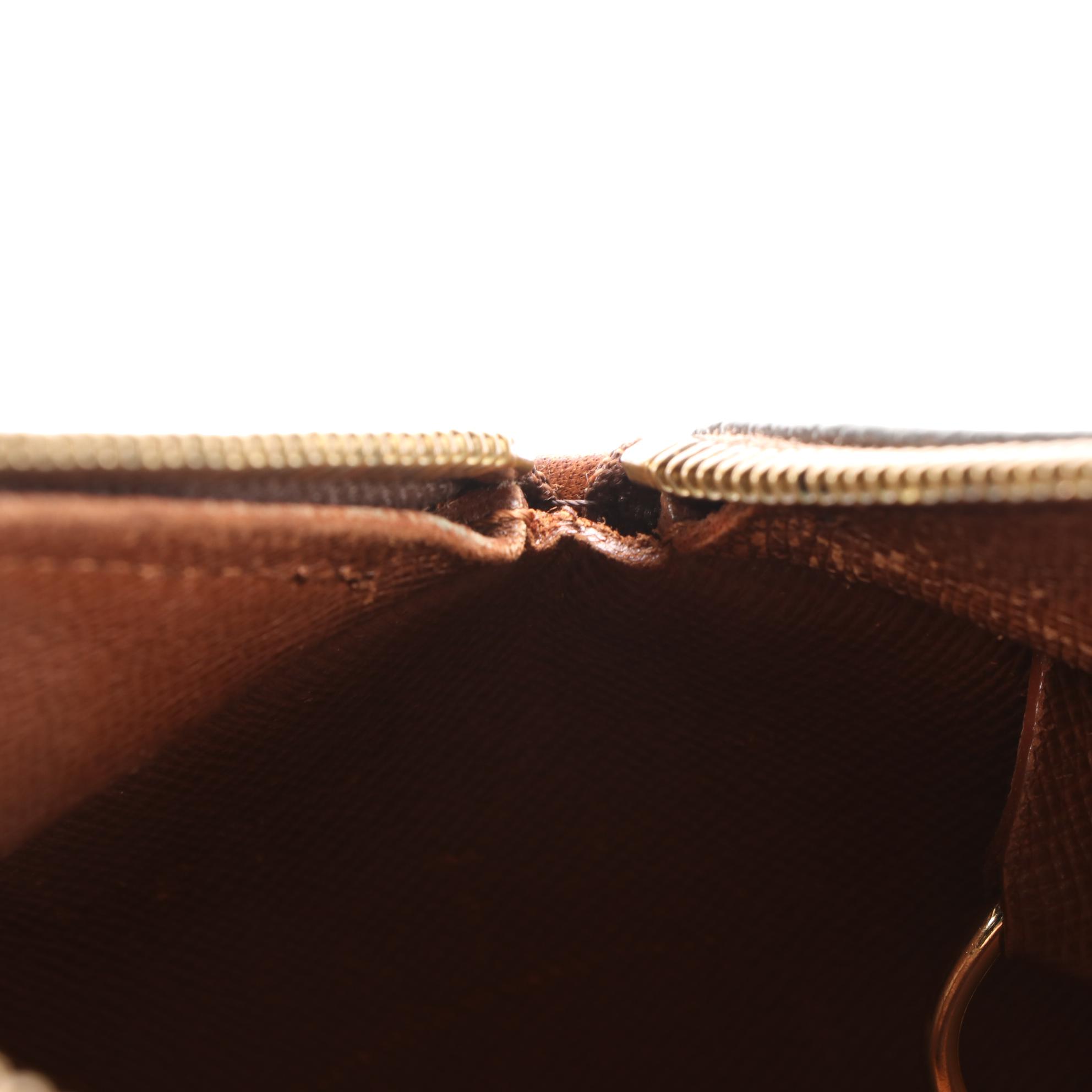 Louis Vuitton Papillon 30 in Monogram Canvas and Vachetta Leather