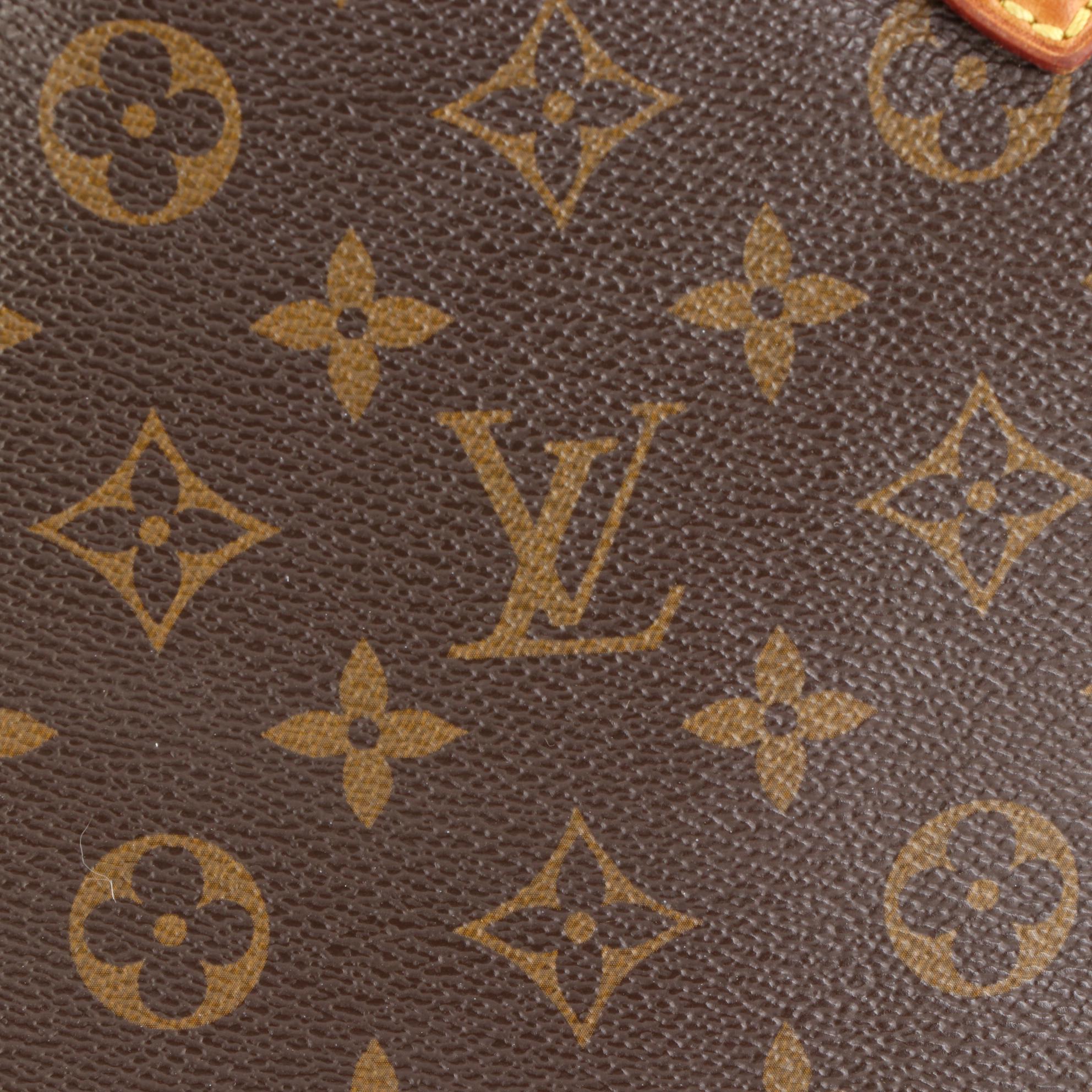 Louis Vuitton Neverfull MM in Monogram Canvas and Vachetta Leather