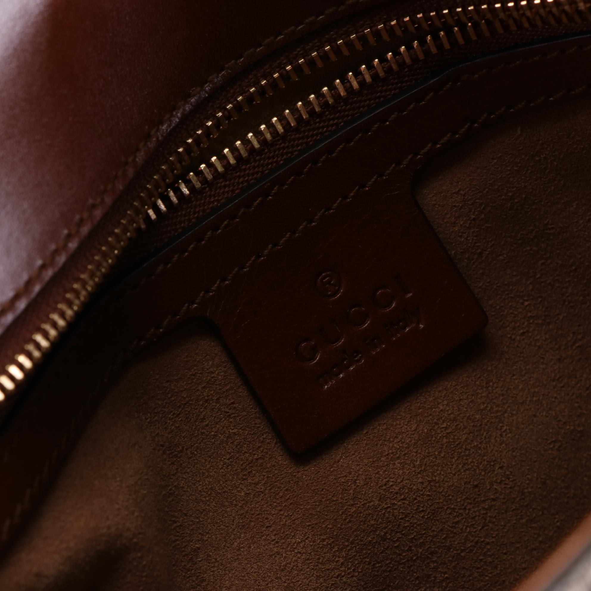 Gucci Small Messenger Shoulder Bag in GG Supreme Canvas and Leather