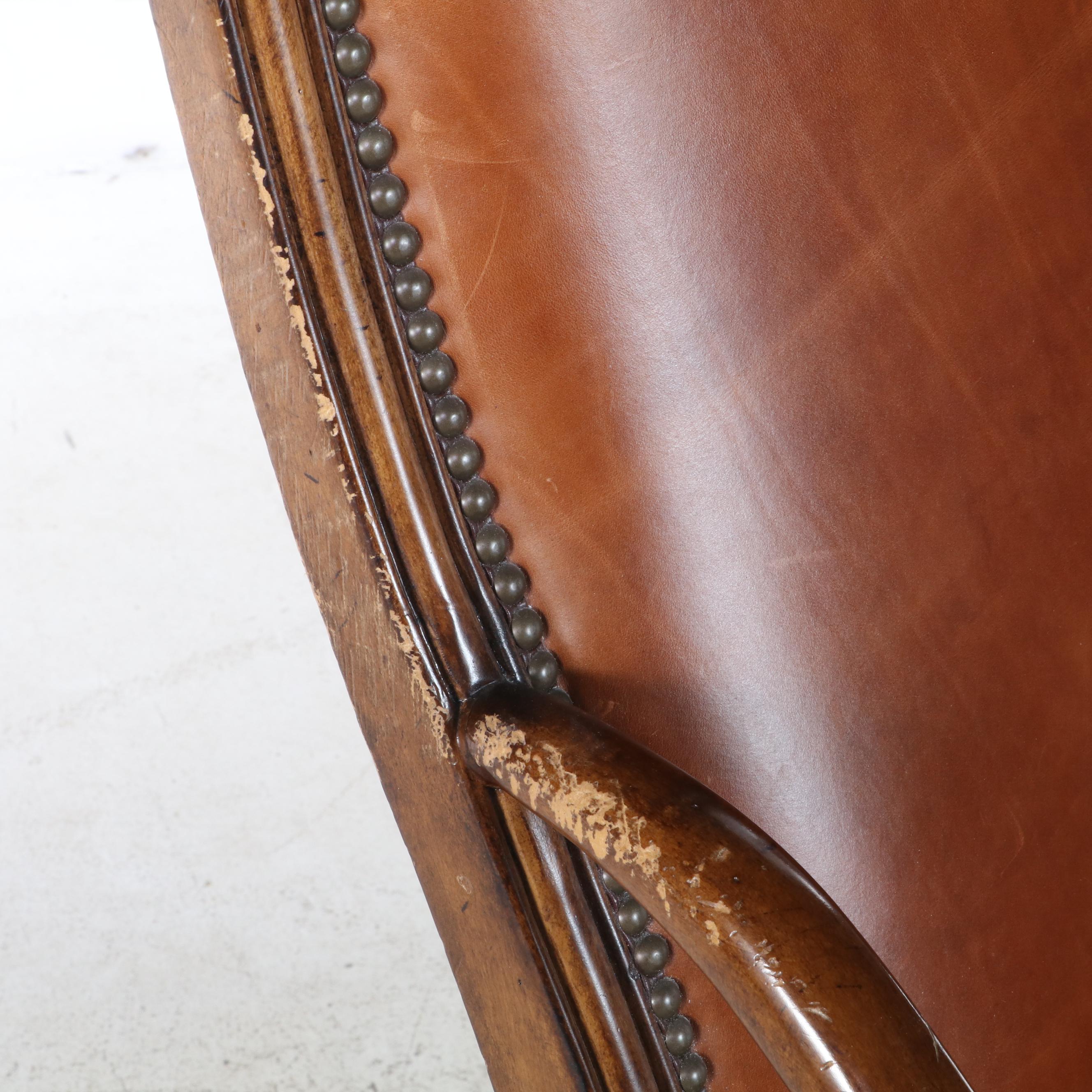 Drexel-Heritage "Bernay Collection" Hardwood and Leather Swivel-Tilt Desk Chair