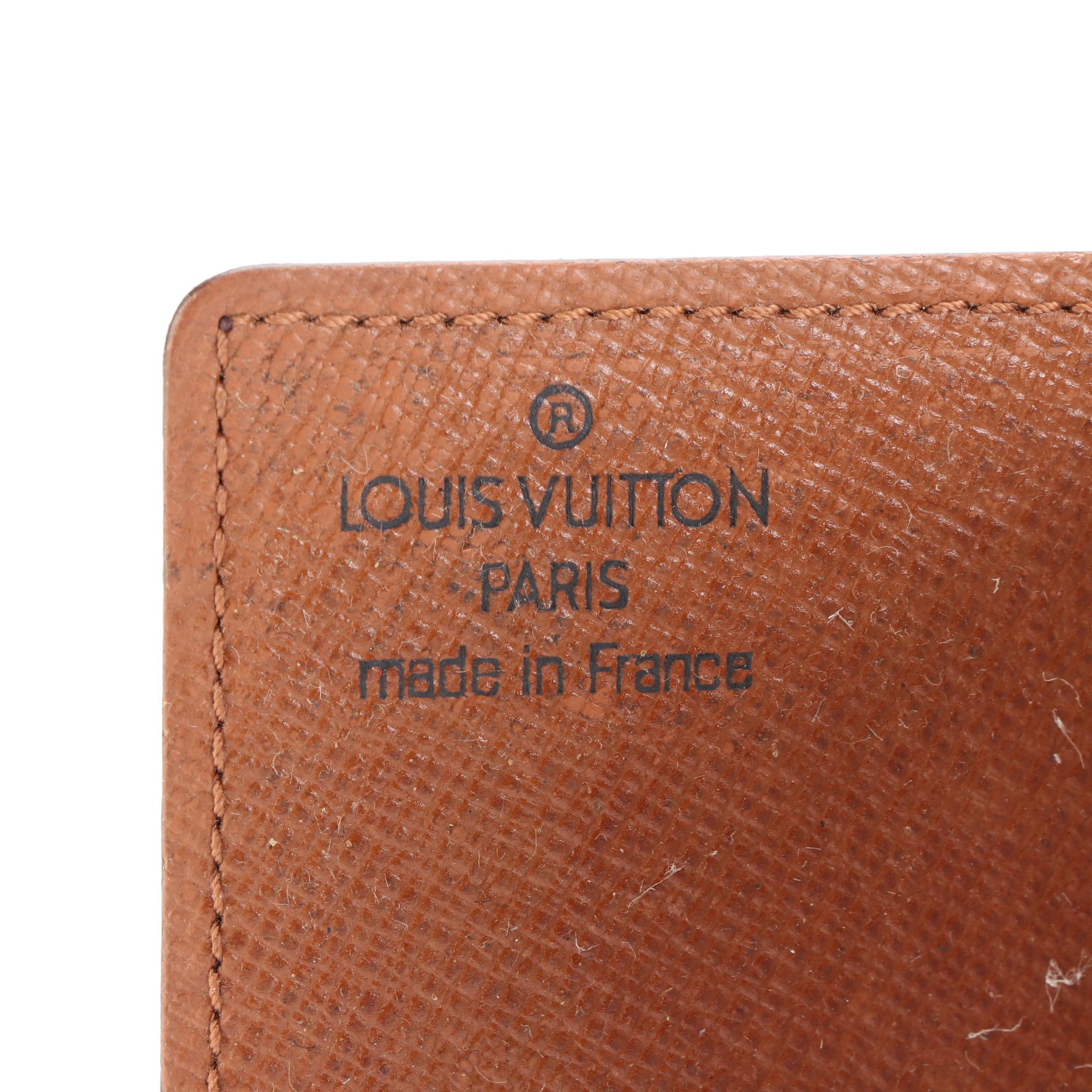 Louis Vuitton Card Case/Photo Booklet in Monogram Canvas