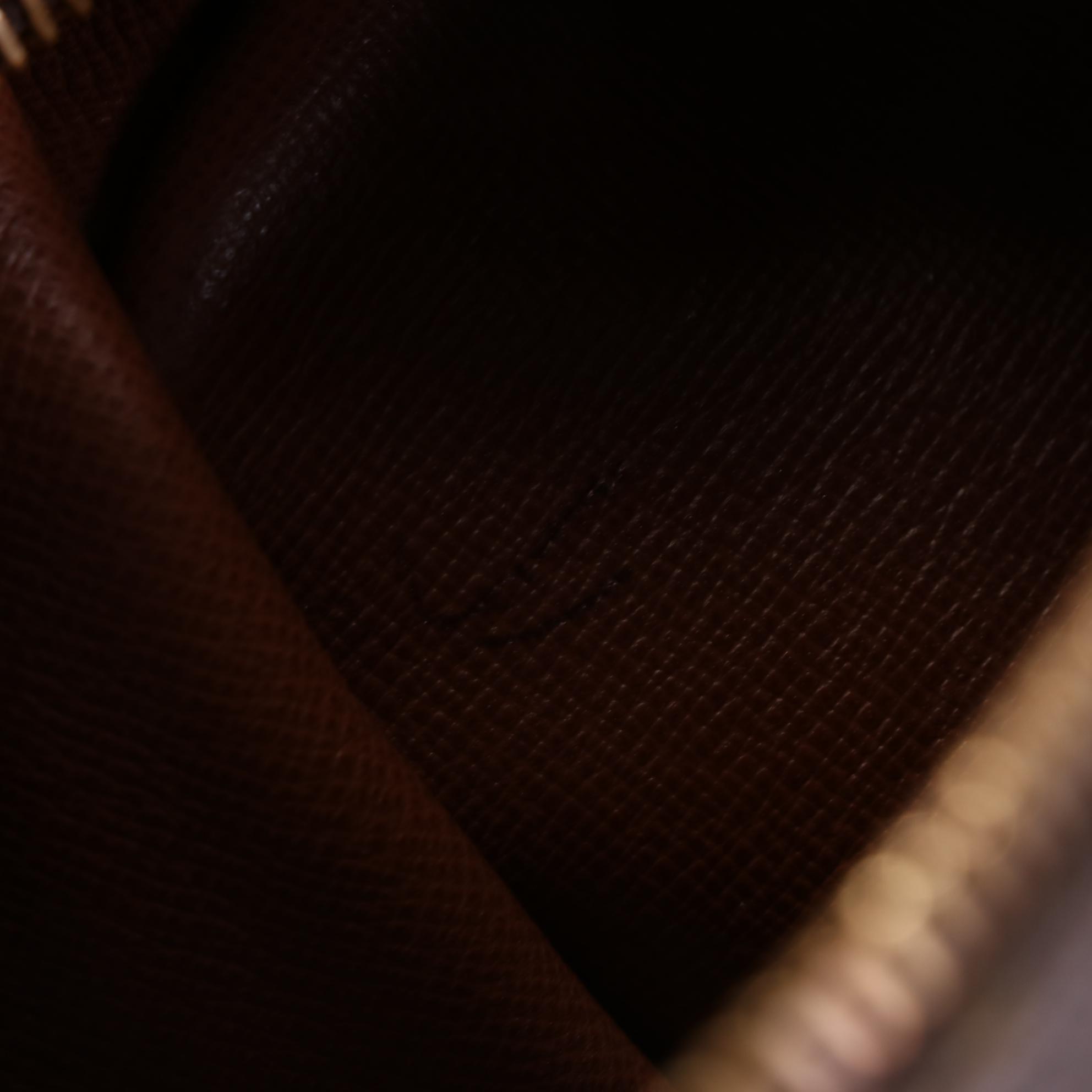 Louis Vuitton Papillon 30 Bag in Monogram Canvas with Pochette