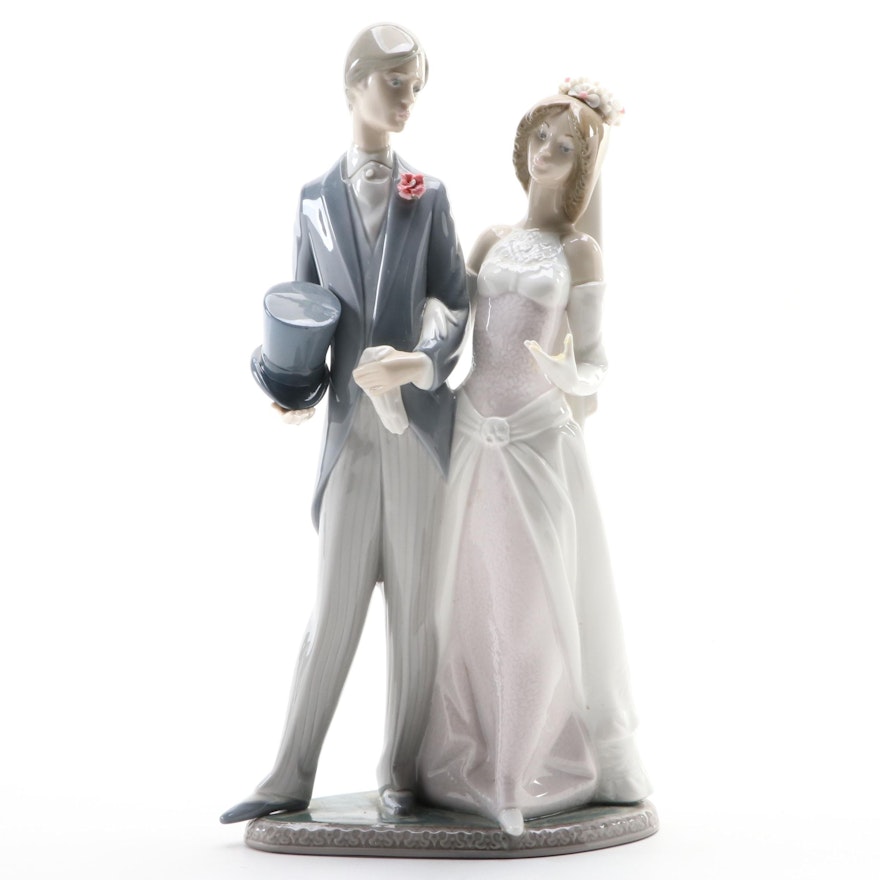 Lladró "Matrimony" Porcelain Figurine Designed by Juan Huerta, 1982–1989