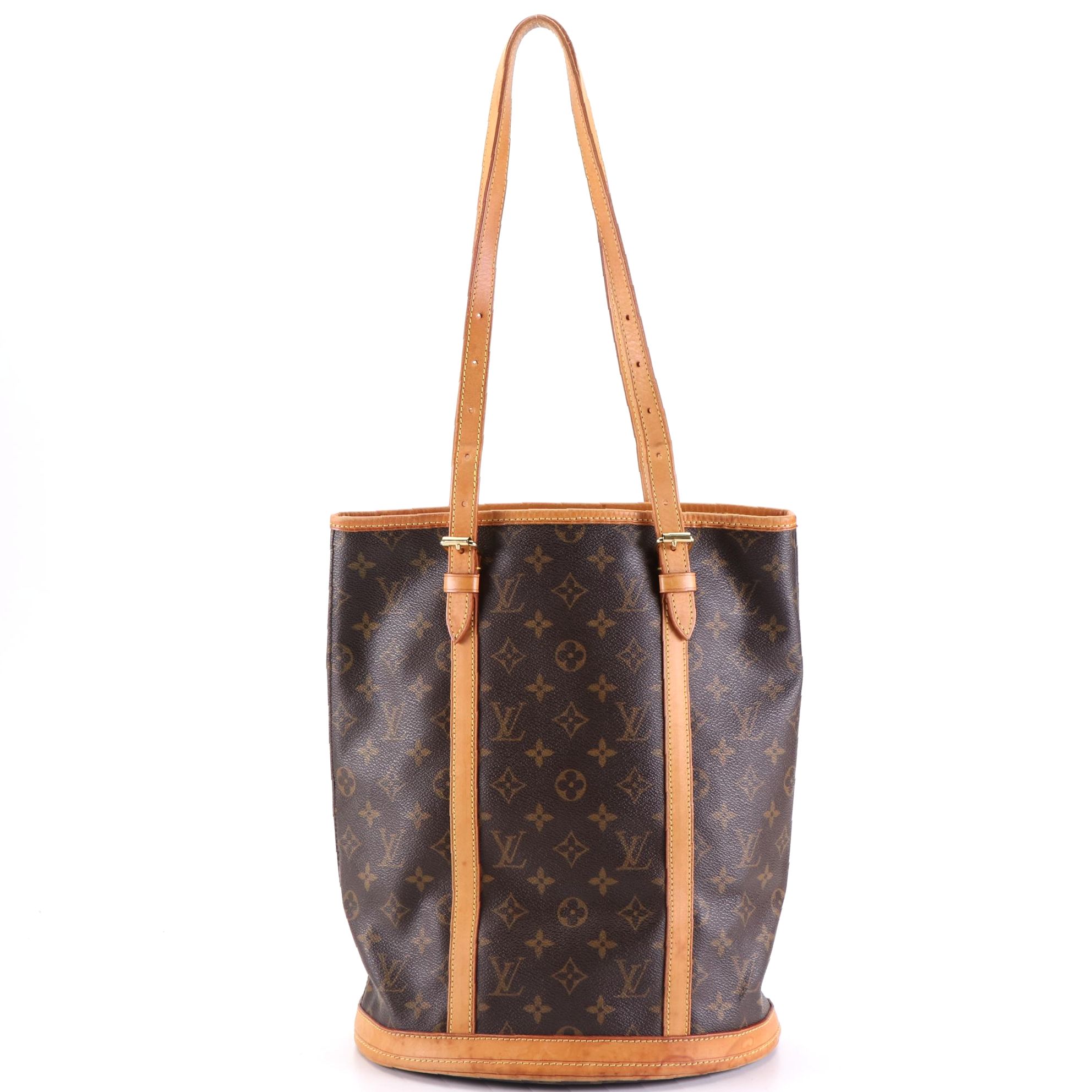 Louis Vuitton Bucket Bag in Monogram Canvas and Vachetta Leather