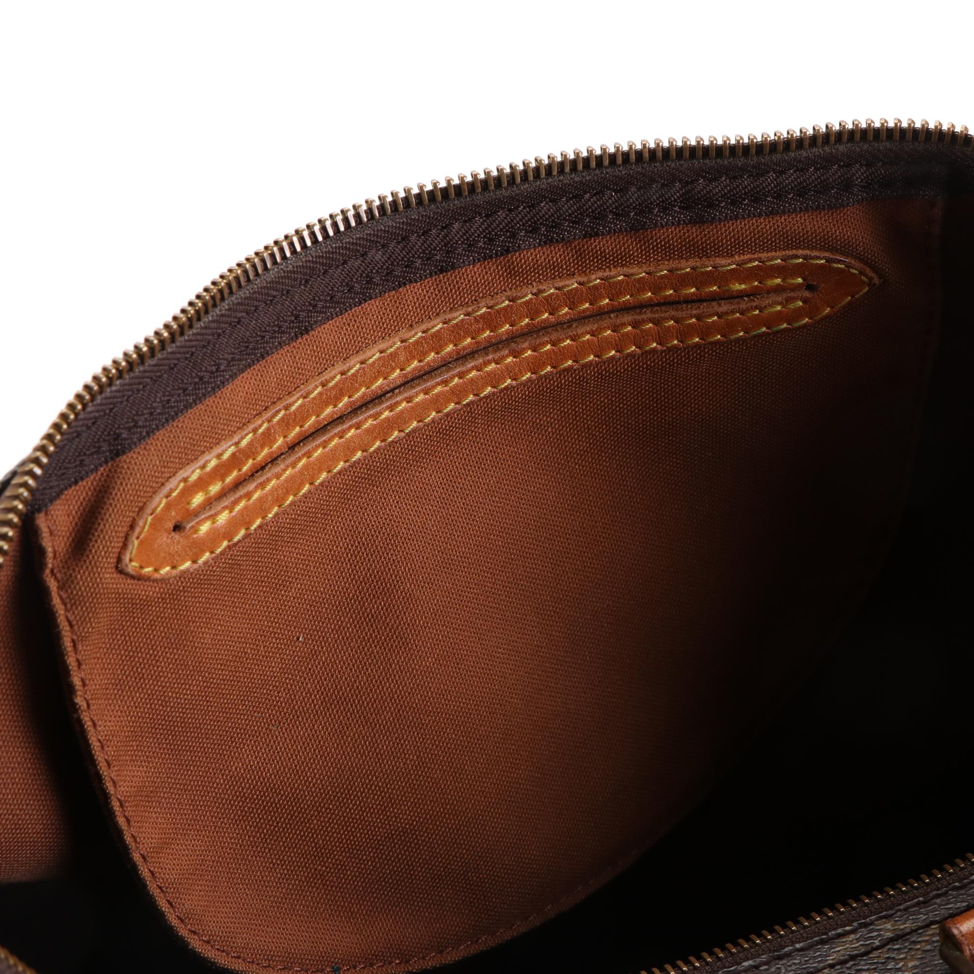 Louis Vuitton Speedy 35 in Monogram Canvas