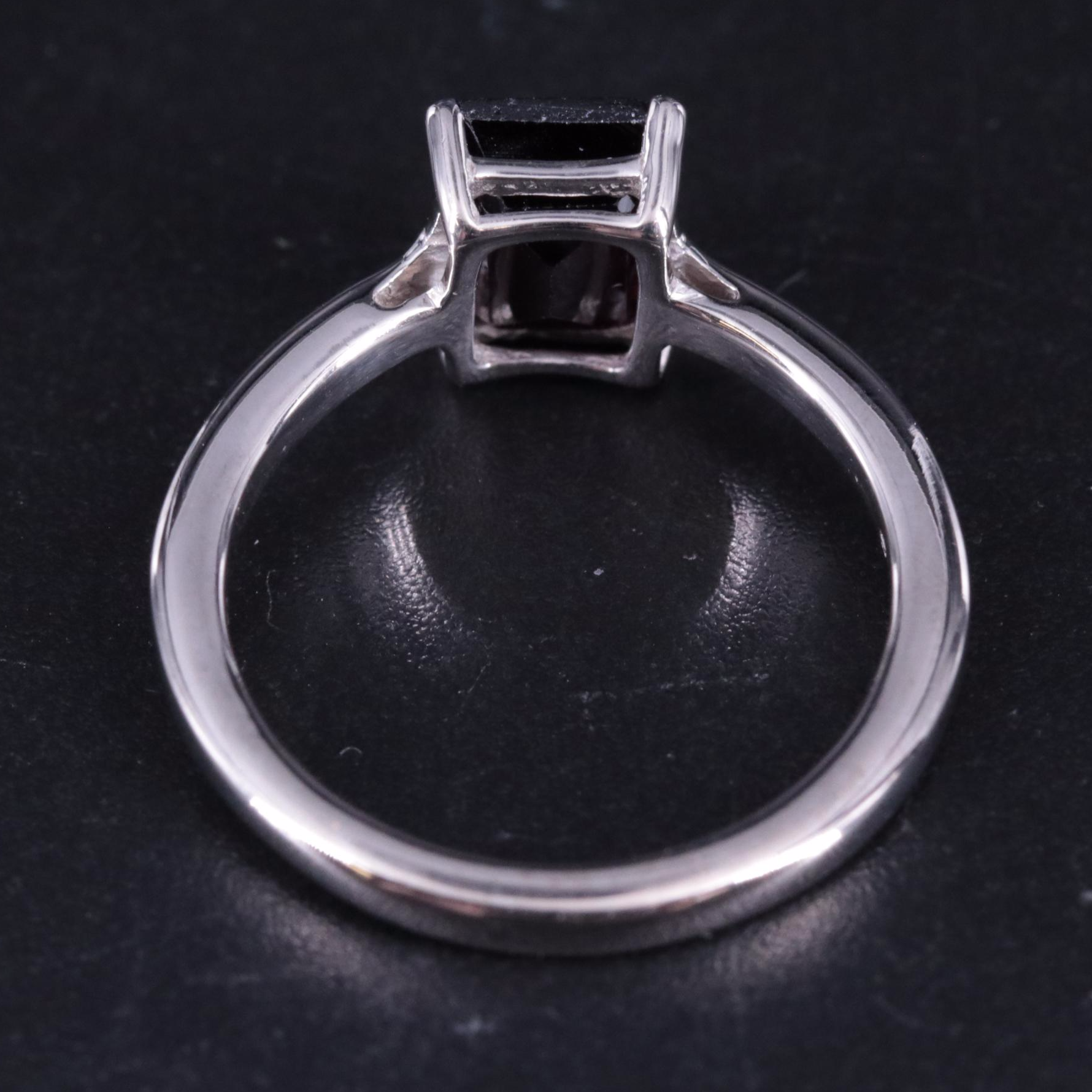 Sterling Silver Garnet Solitaire Ring