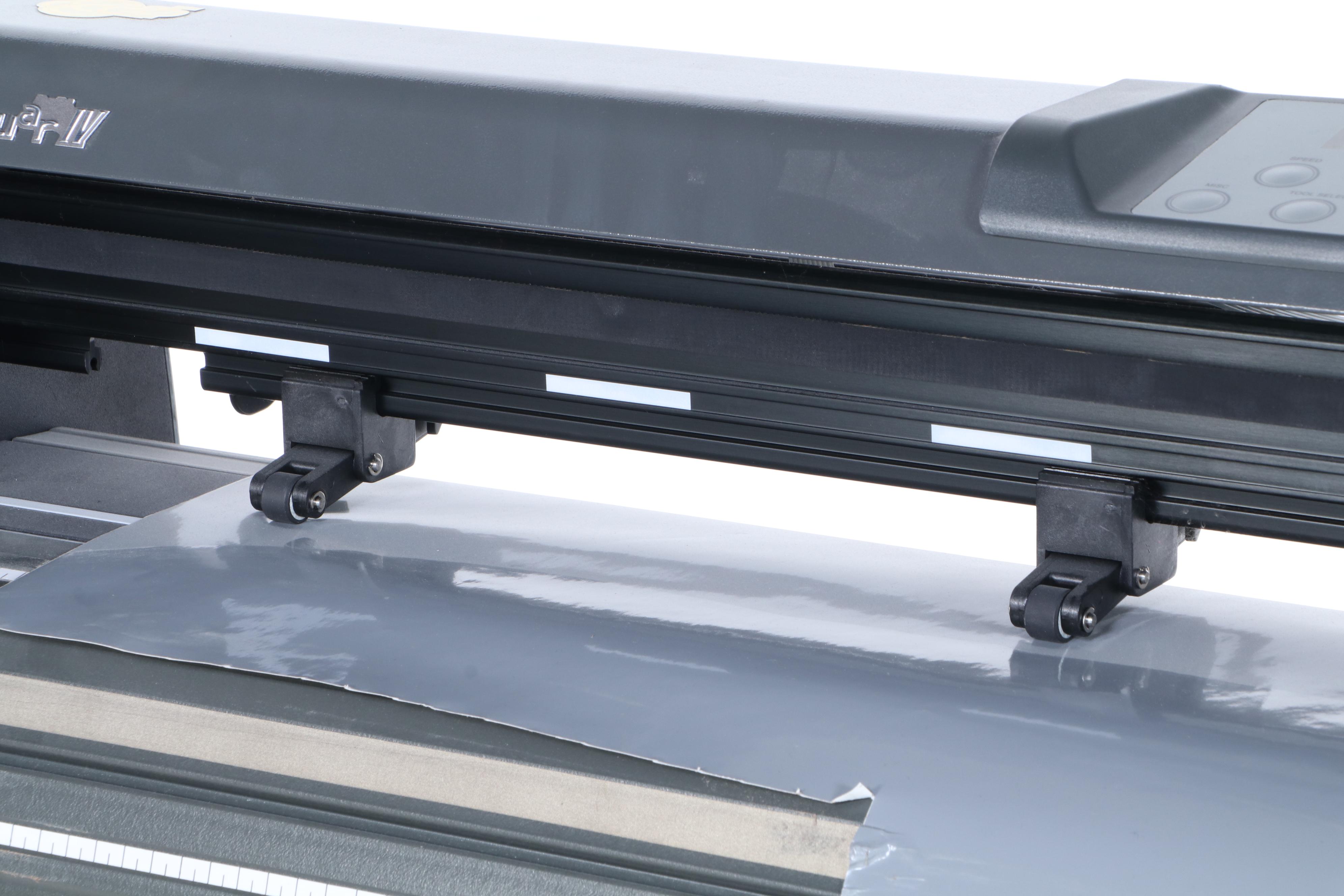 GCC Jaguar IV Vinyl Cutter