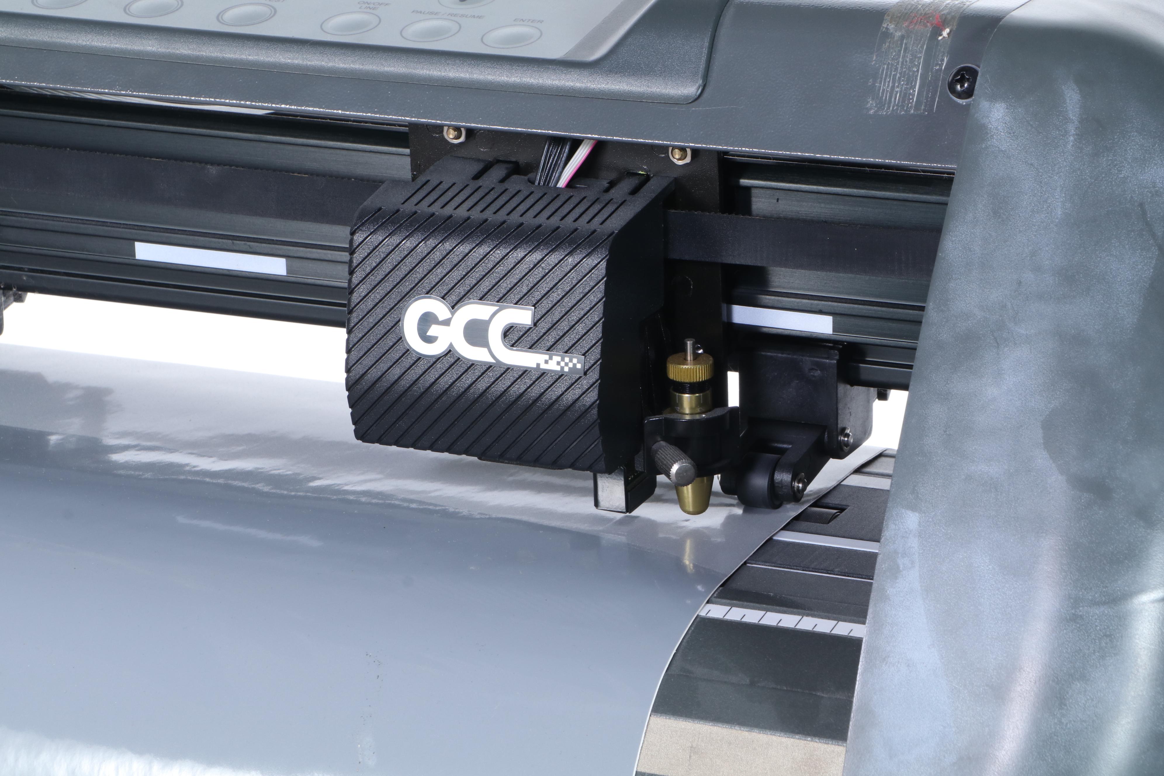 GCC Jaguar IV Vinyl Cutter