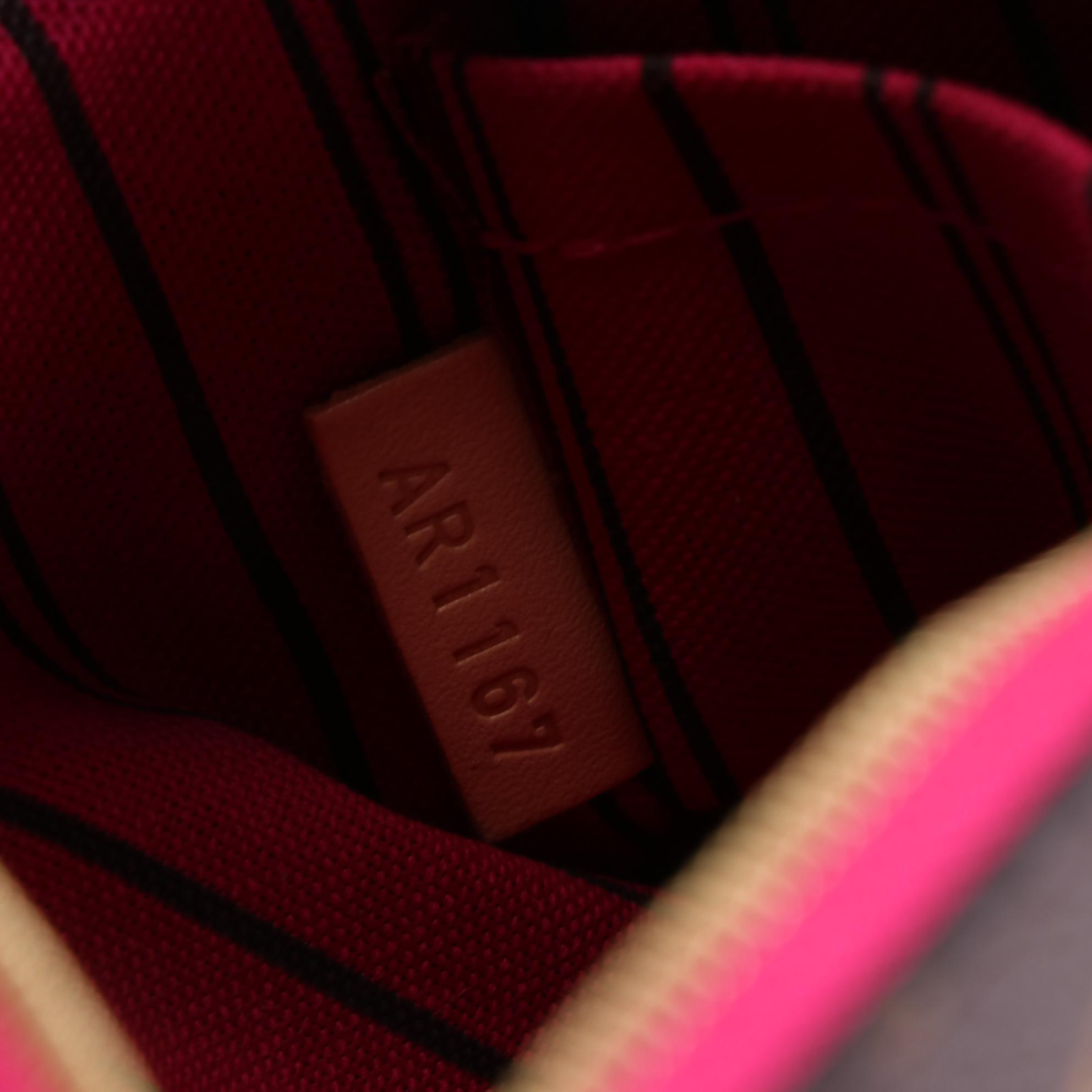 Louis Vuitton Neverfull PM Pouch in Monogram Canvas