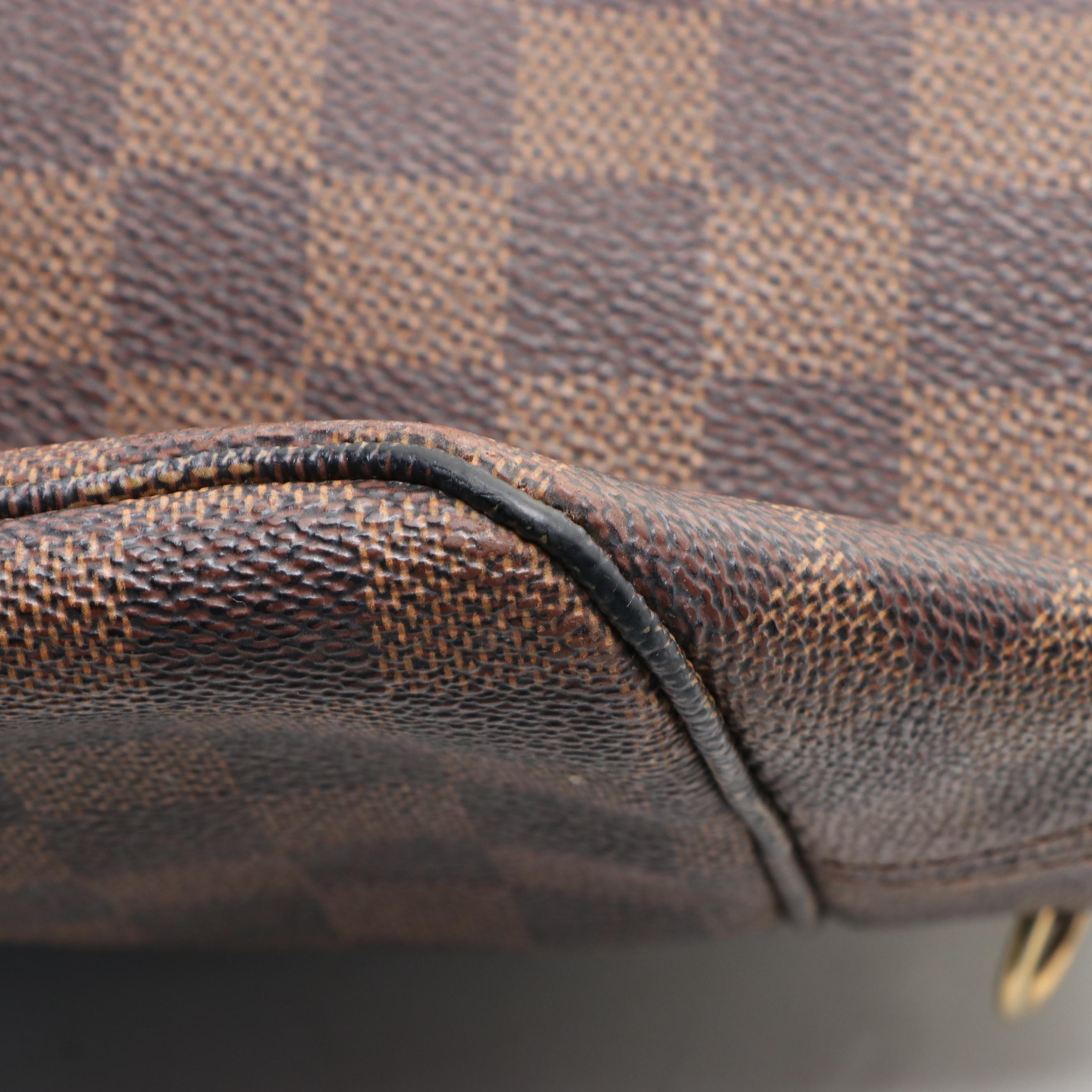 Louis Vuitton Neverfull MM in Damier Ebene Canvas