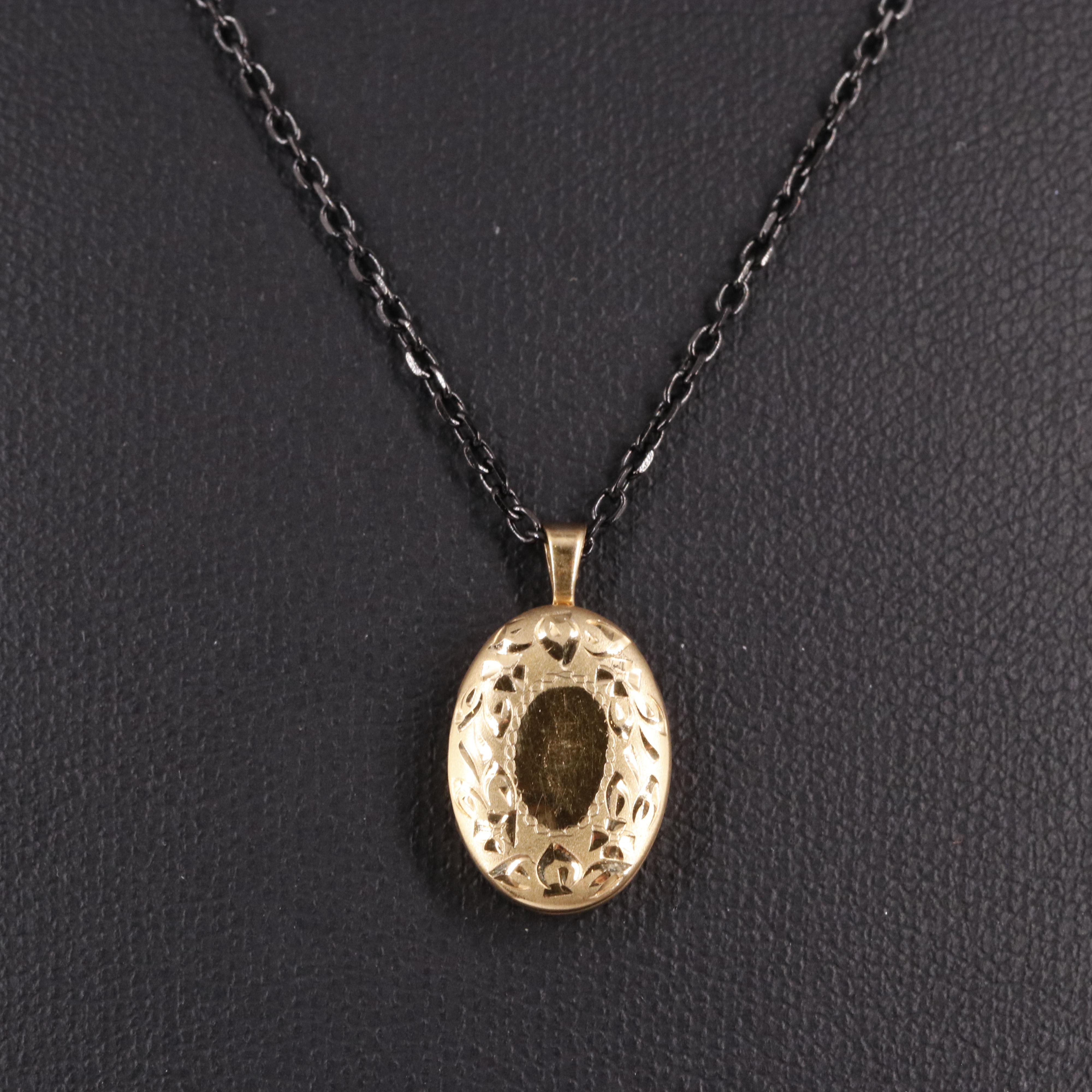 10K Multicolor Cable Chain Locket Necklace