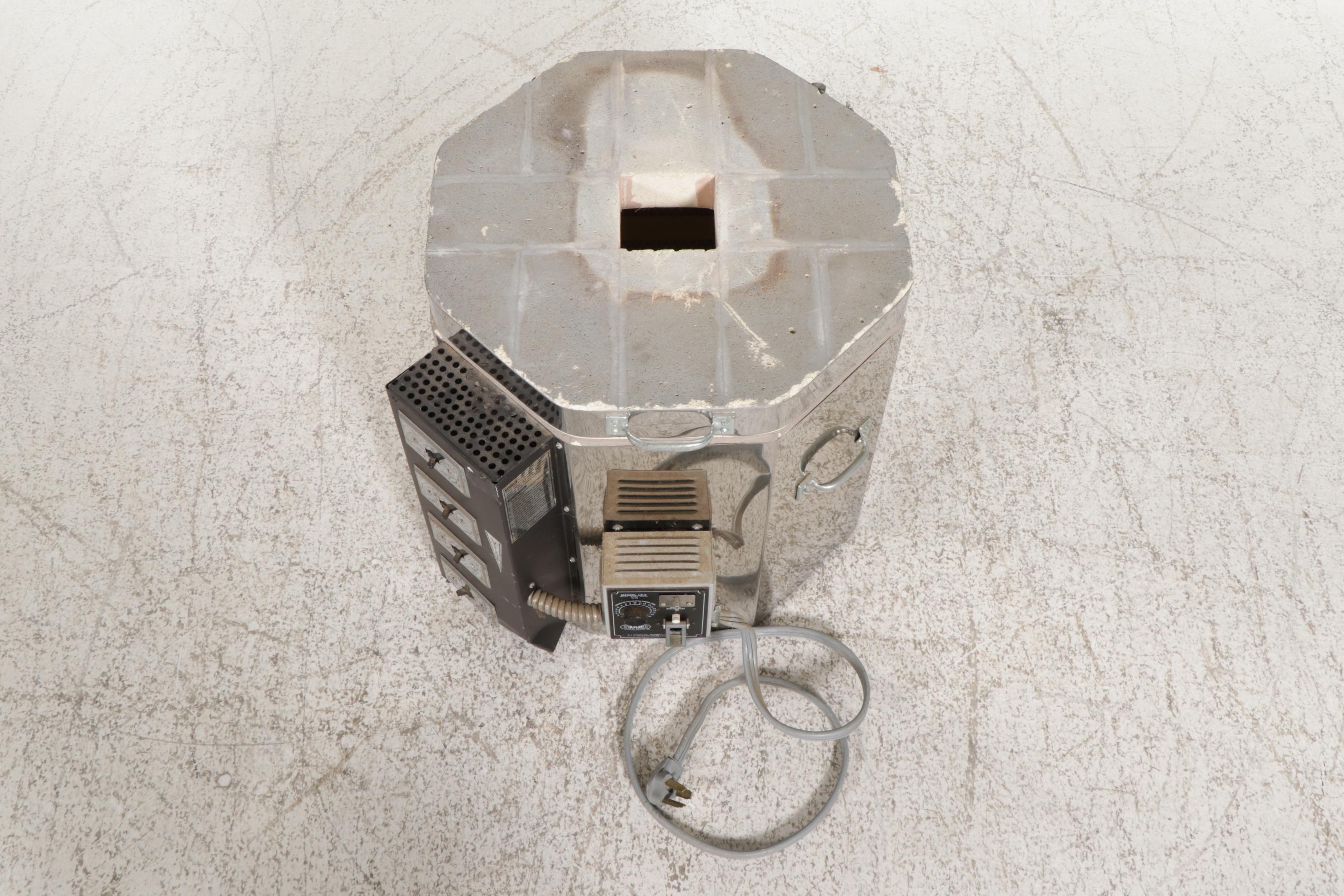 Vulcan Kilns Model 174F Kiln with Model LT-3 Kiln Sitter Control