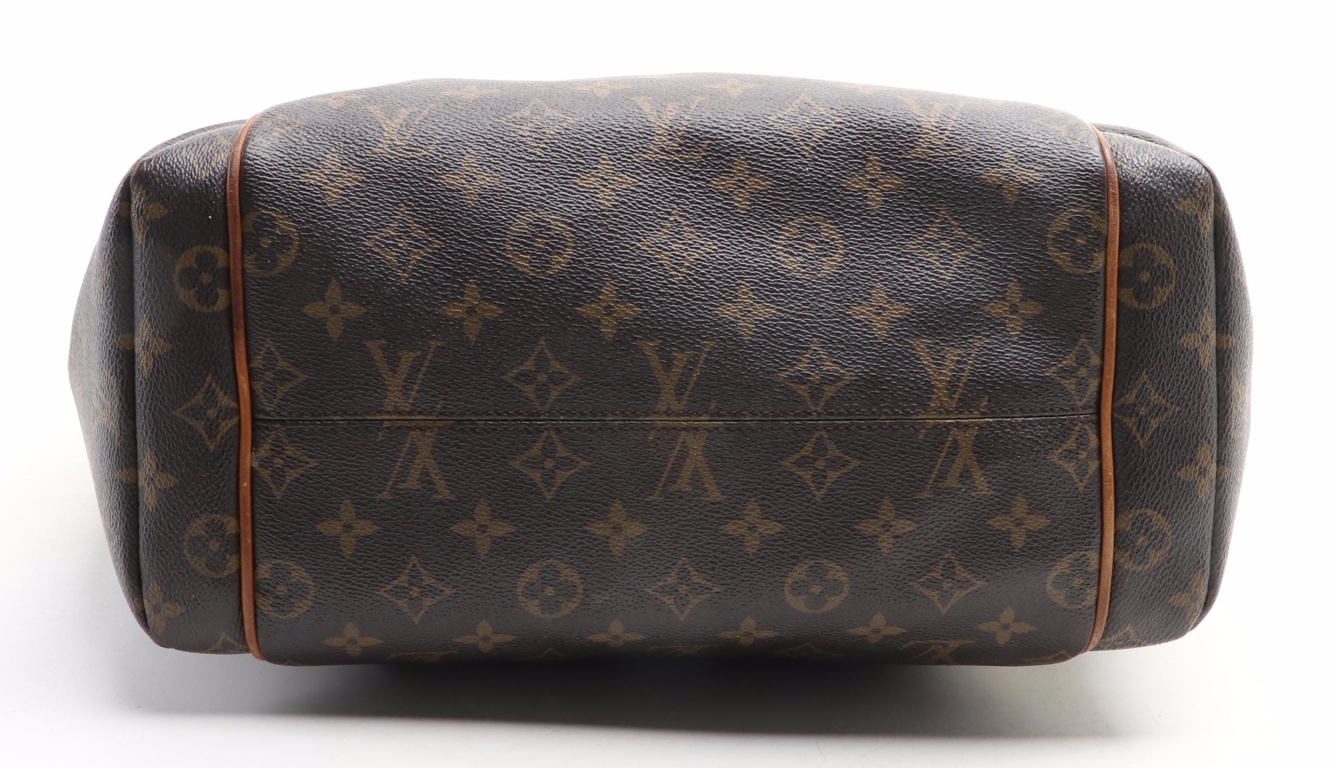 Louis Vuitton Totally MM in Monogram Canvas and Vachetta Leather