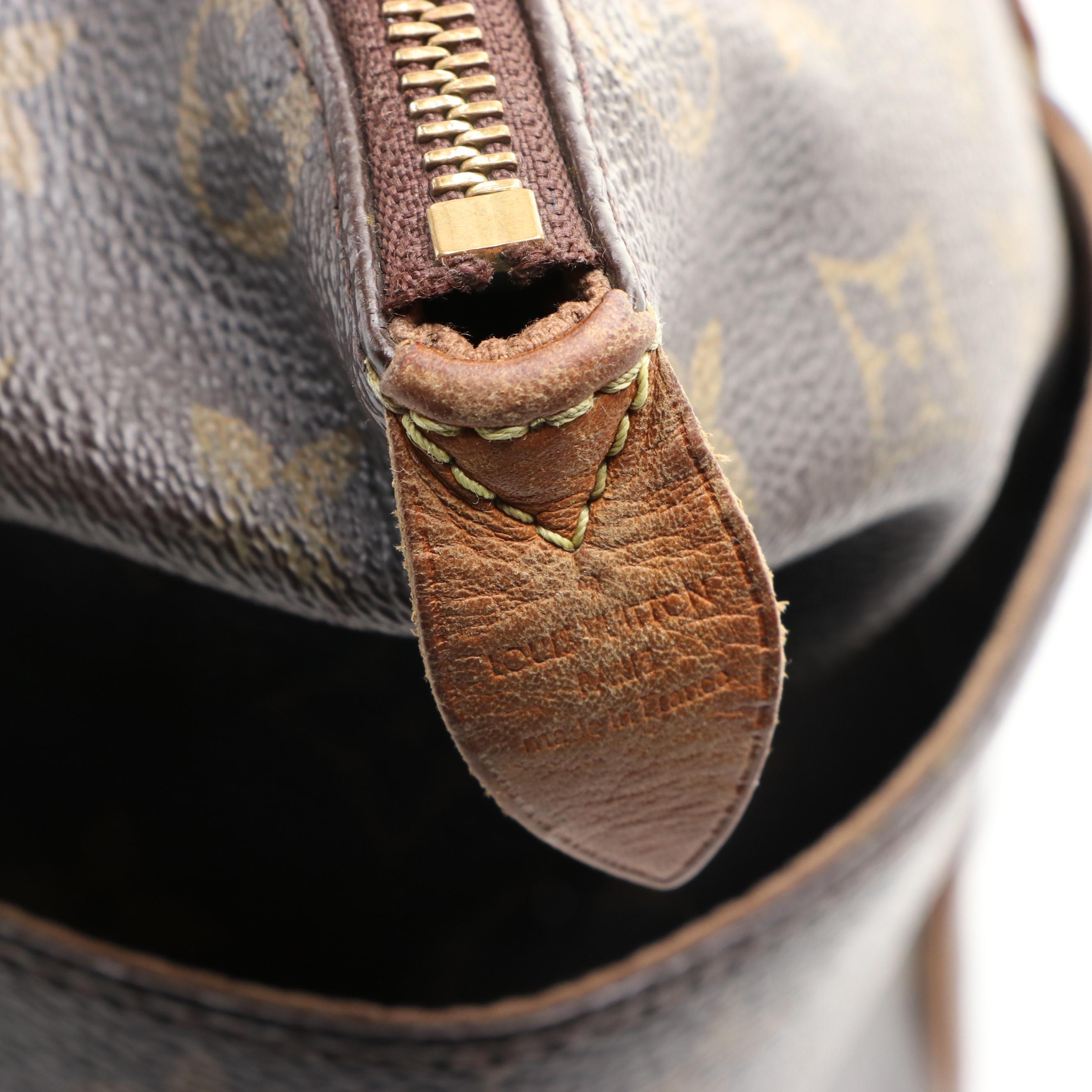 Louis Vuitton Totally MM in Monogram Canvas and Vachetta Leather