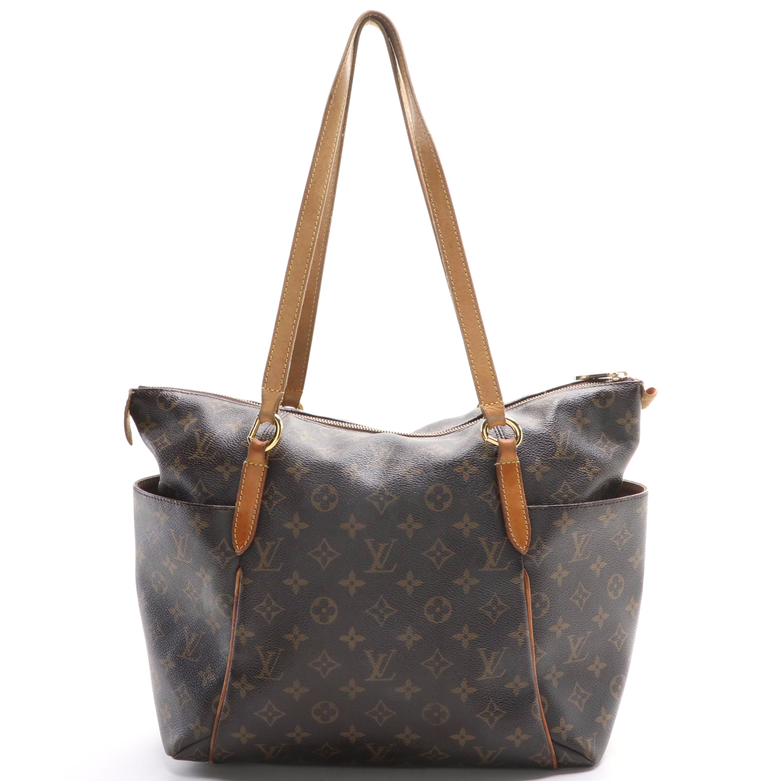 Louis Vuitton Totally MM in Monogram Canvas and Vachetta Leather