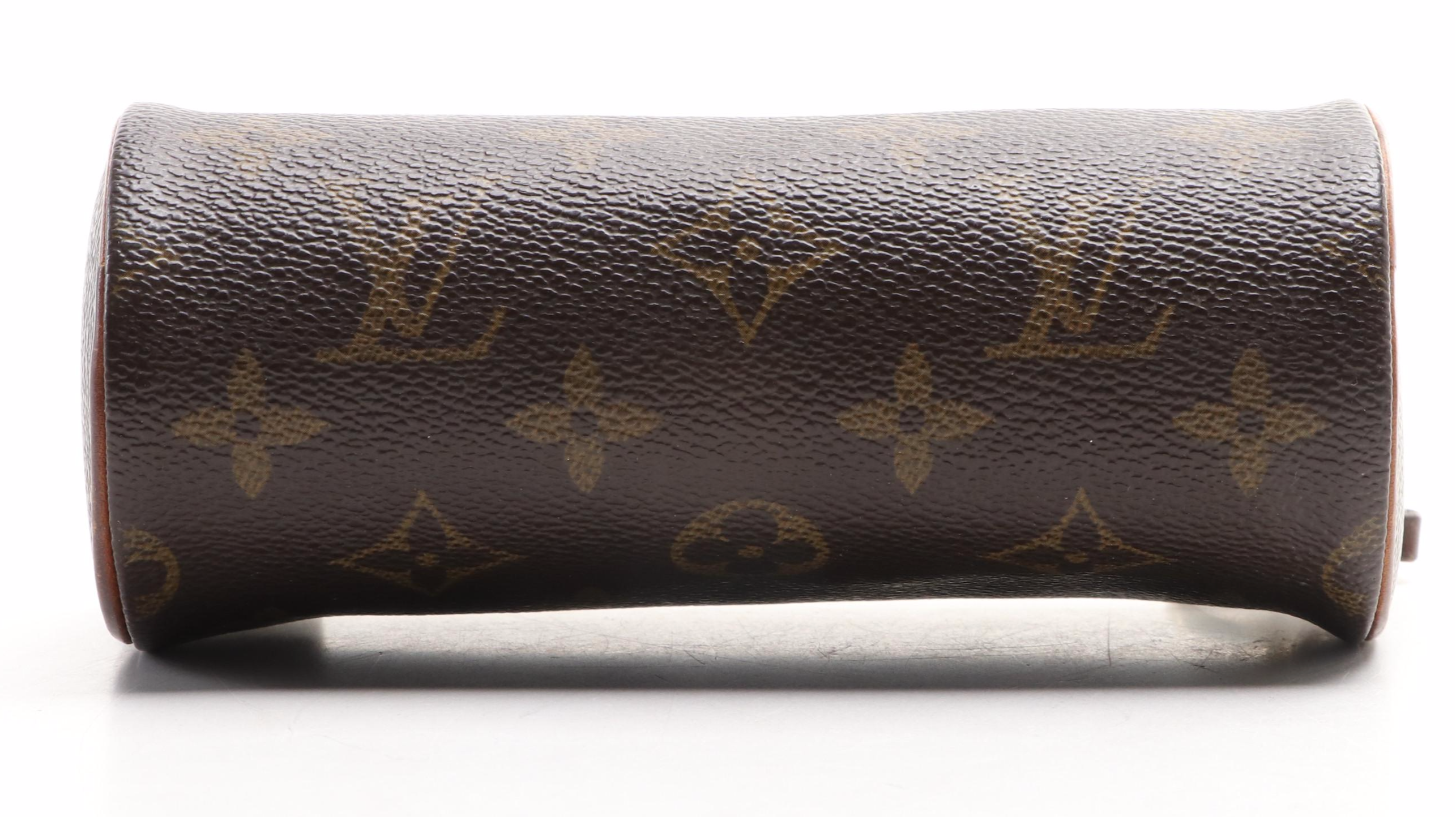 Louis Vuitton Pochette Papillon in Monogram Canvas