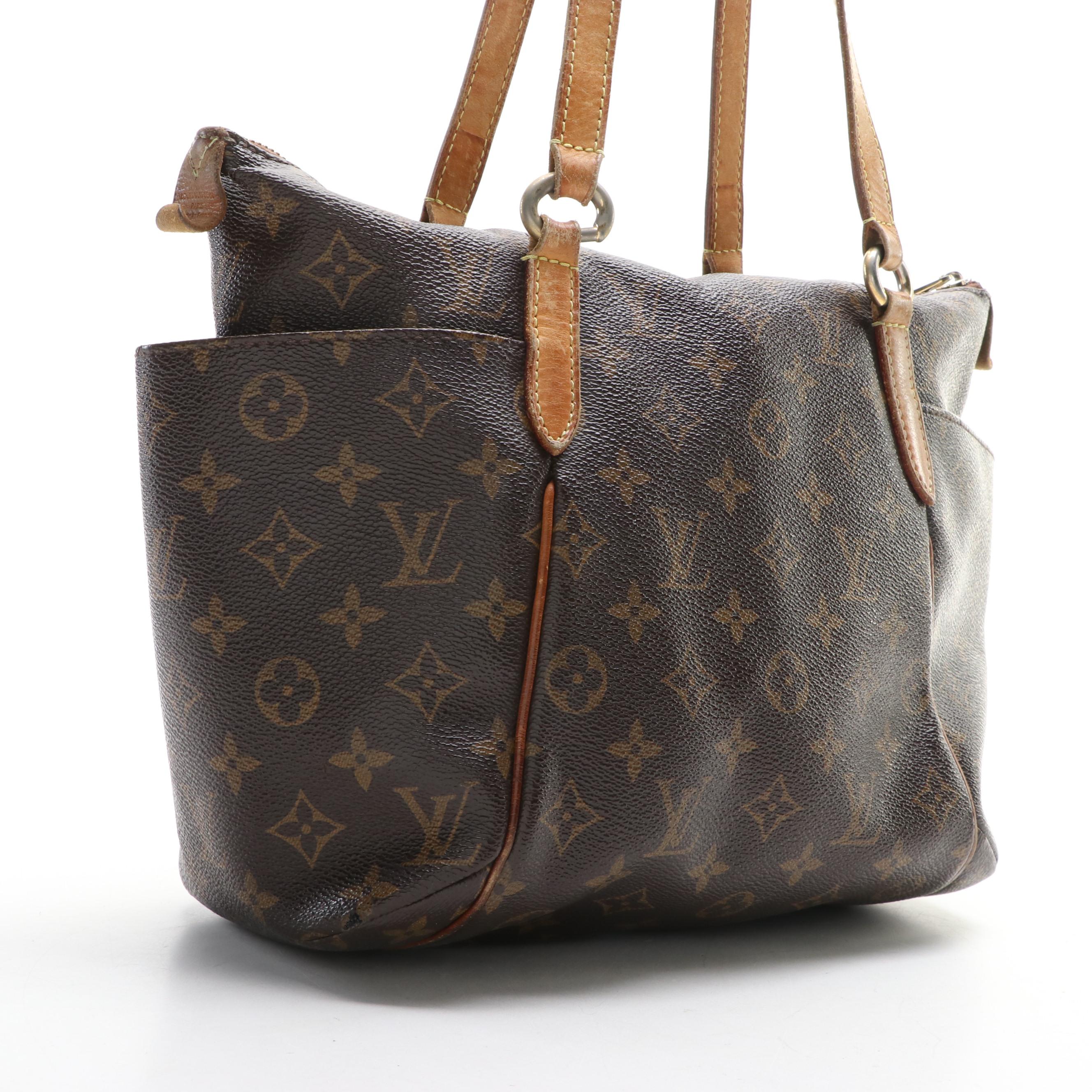 Louis Vuitton Totally PM in Monogram Canvas and Vachetta Leather