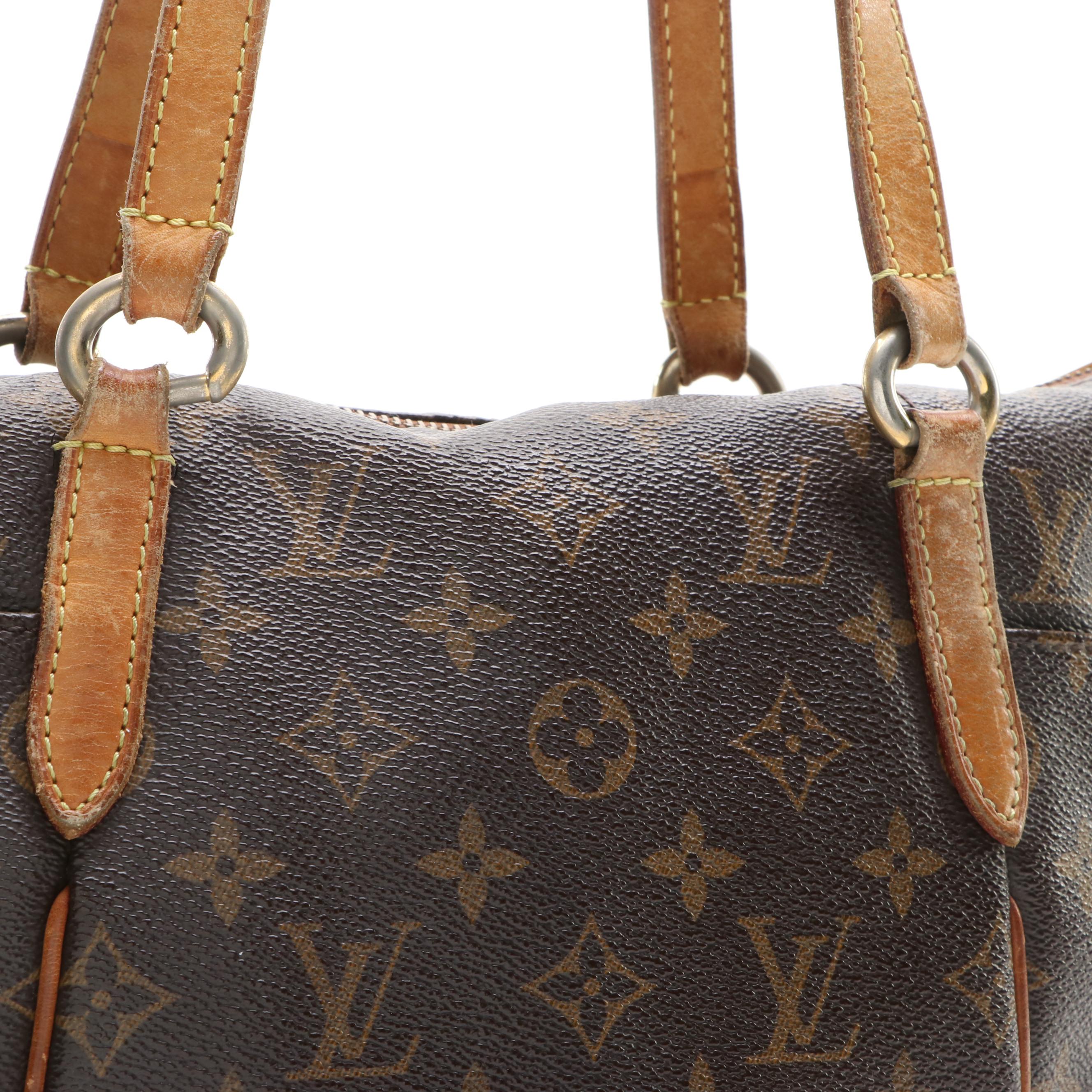 Louis Vuitton Totally PM in Monogram Canvas and Vachetta Leather