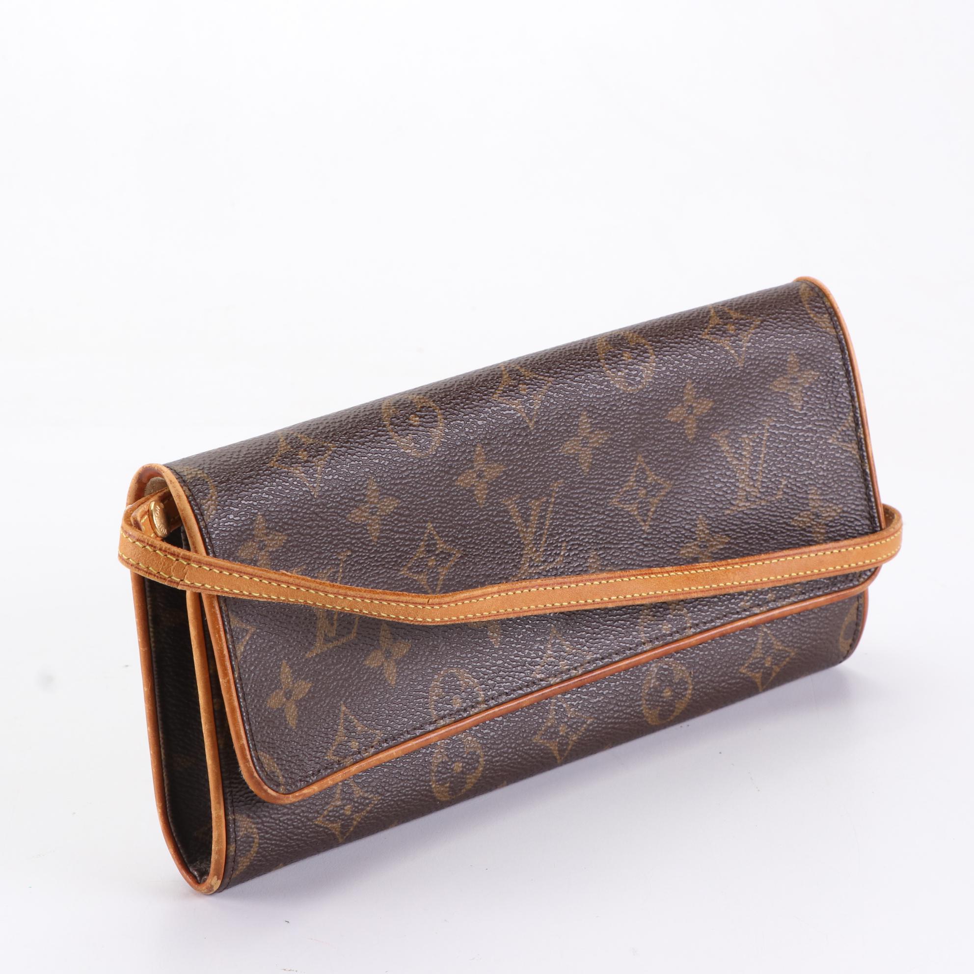 Louis Vuitton Pochette Twin GM in Monogram Canvas