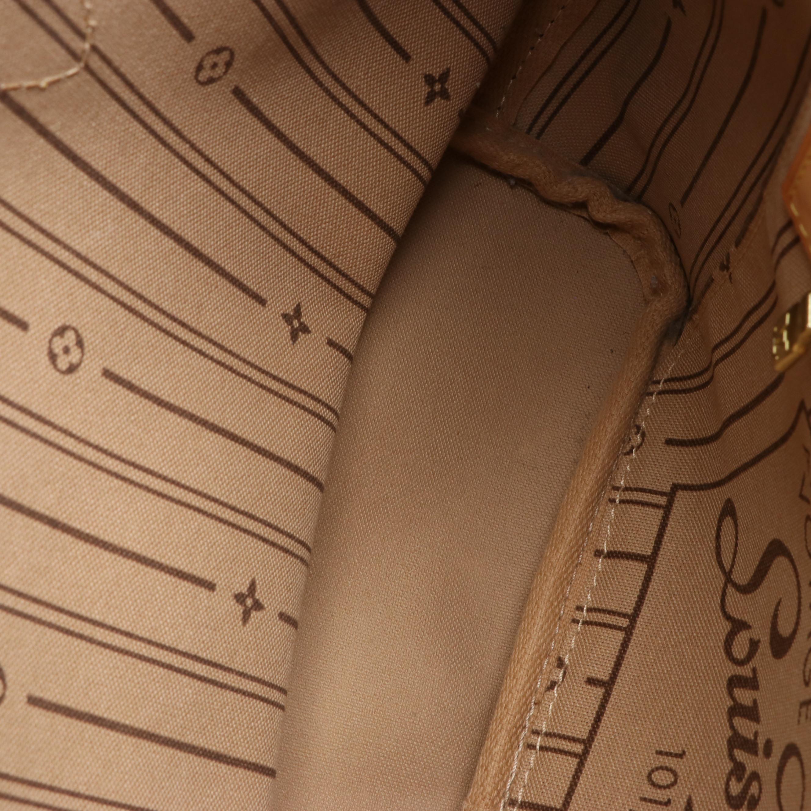 Louis Vuitton Neverfull PM in Monogram Canvas and Leather