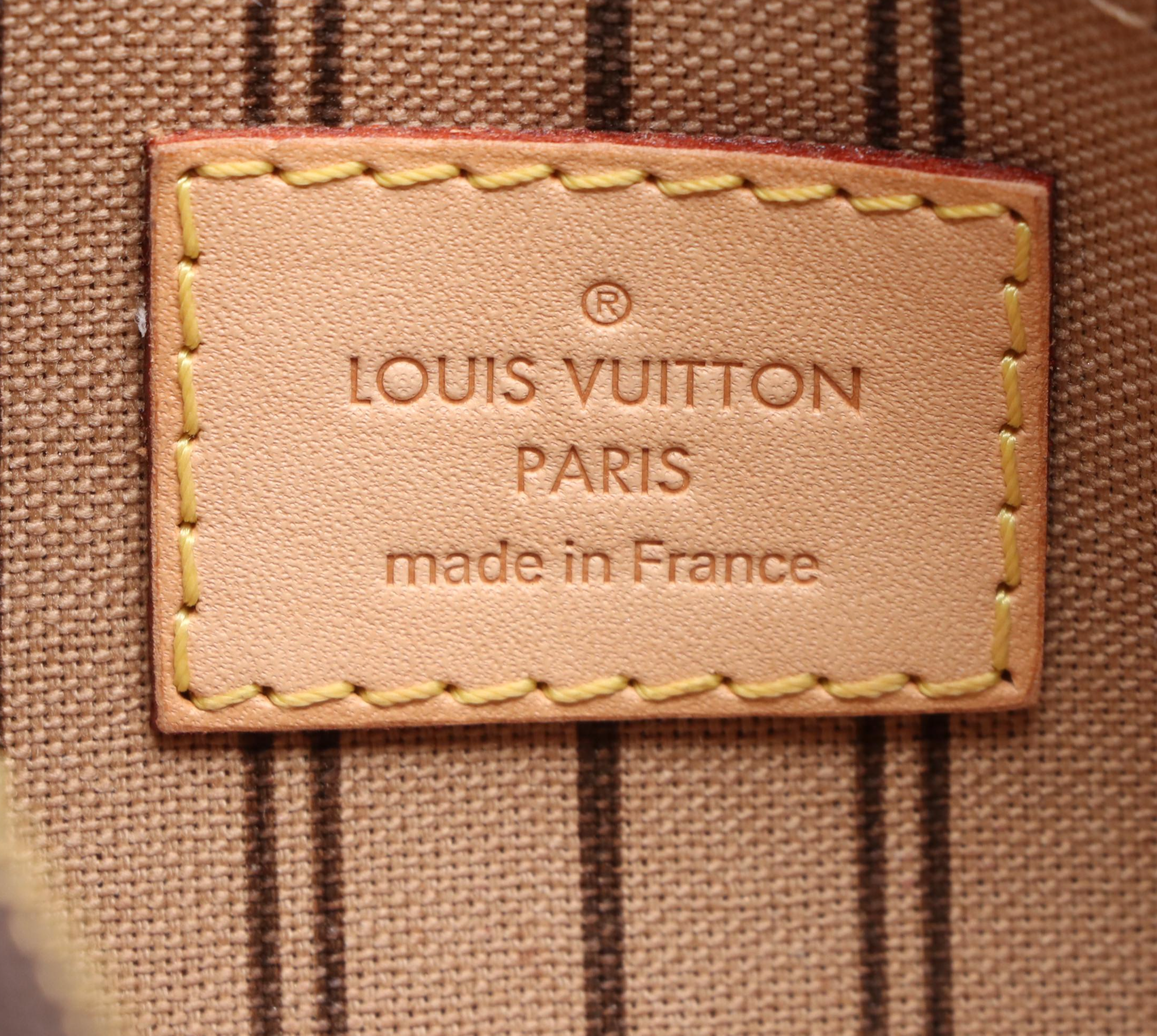 Louis Vuitton Neverfull PM Pouch in Monogram Canvas