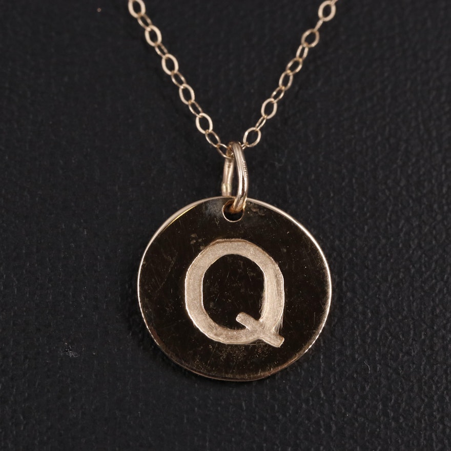 14K Cable Chain Circular "Q" Pendant Necklace