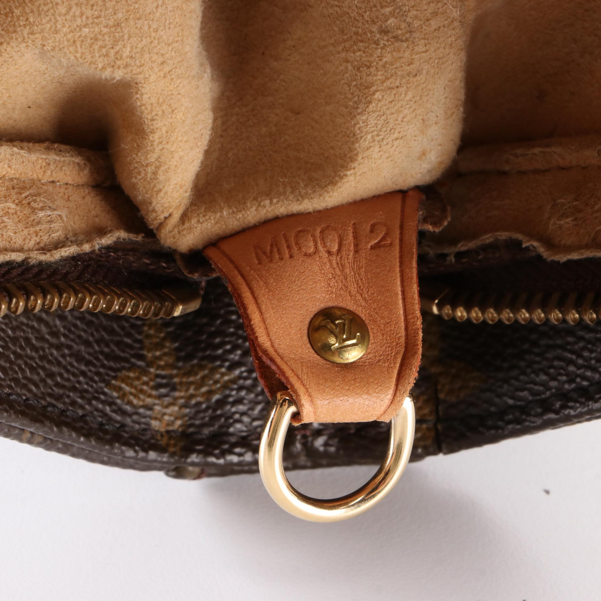Louis Vuitton Looping in Monogram Canvas and Vachetta Leather