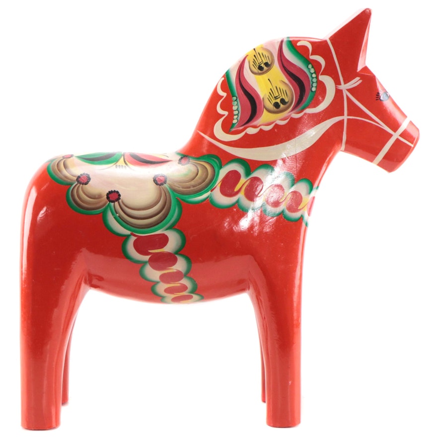 Swedish Hand-Painted Wooden Dala Horse, Mid-20th Century