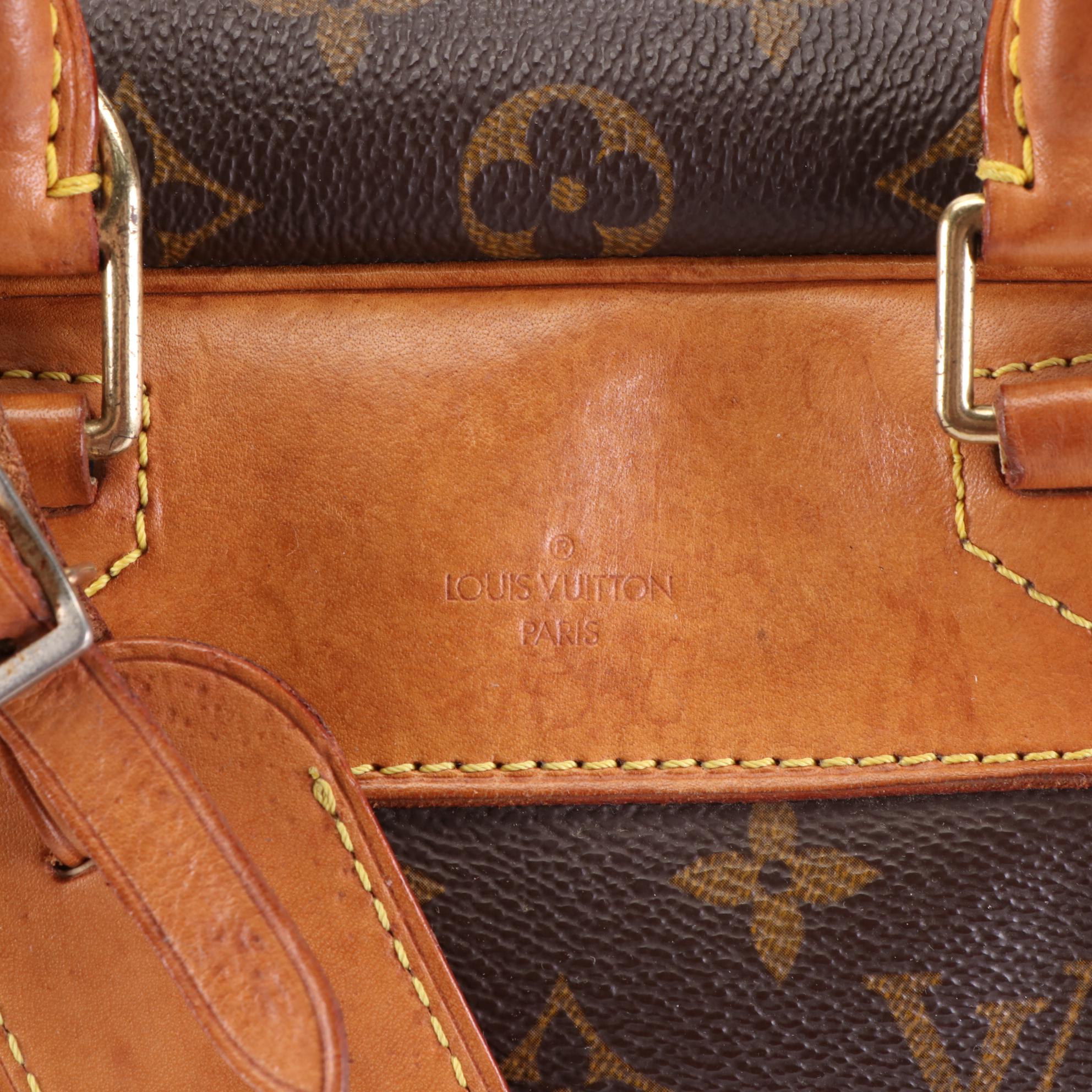 Louis Vuitton Deauville Bag in Monogram Canvas