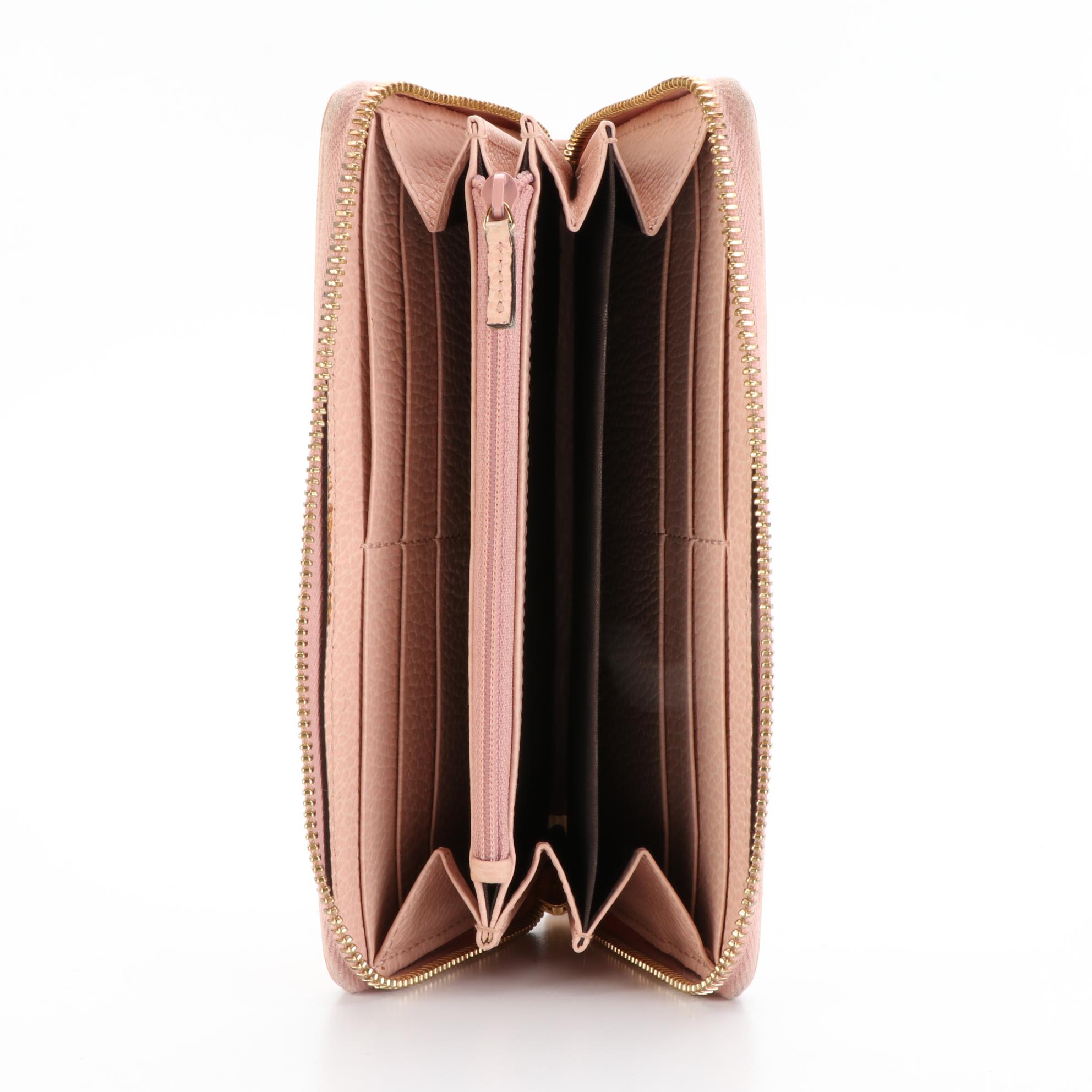 Gucci Marmont Zip Around Wallet in Pink Grained Leather