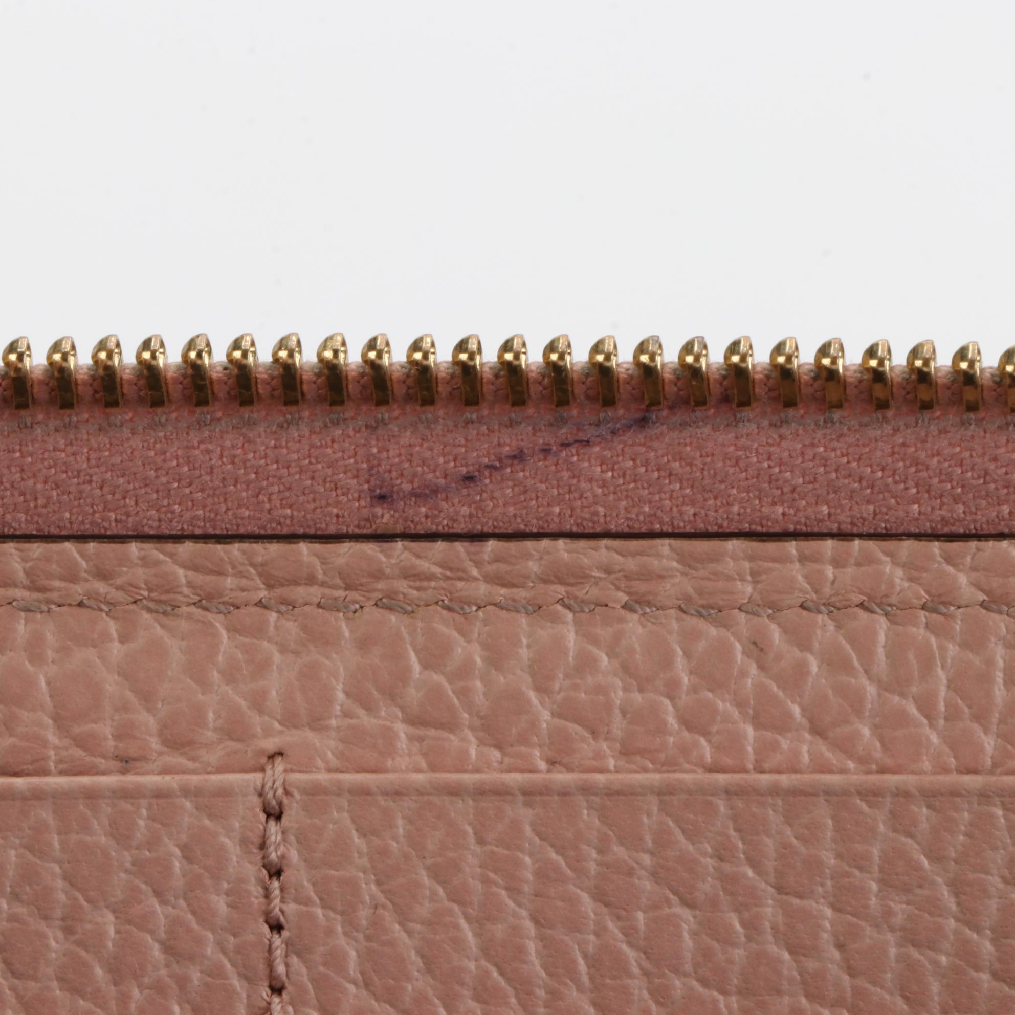 Gucci Marmont Zip Around Wallet in Pink Grained Leather