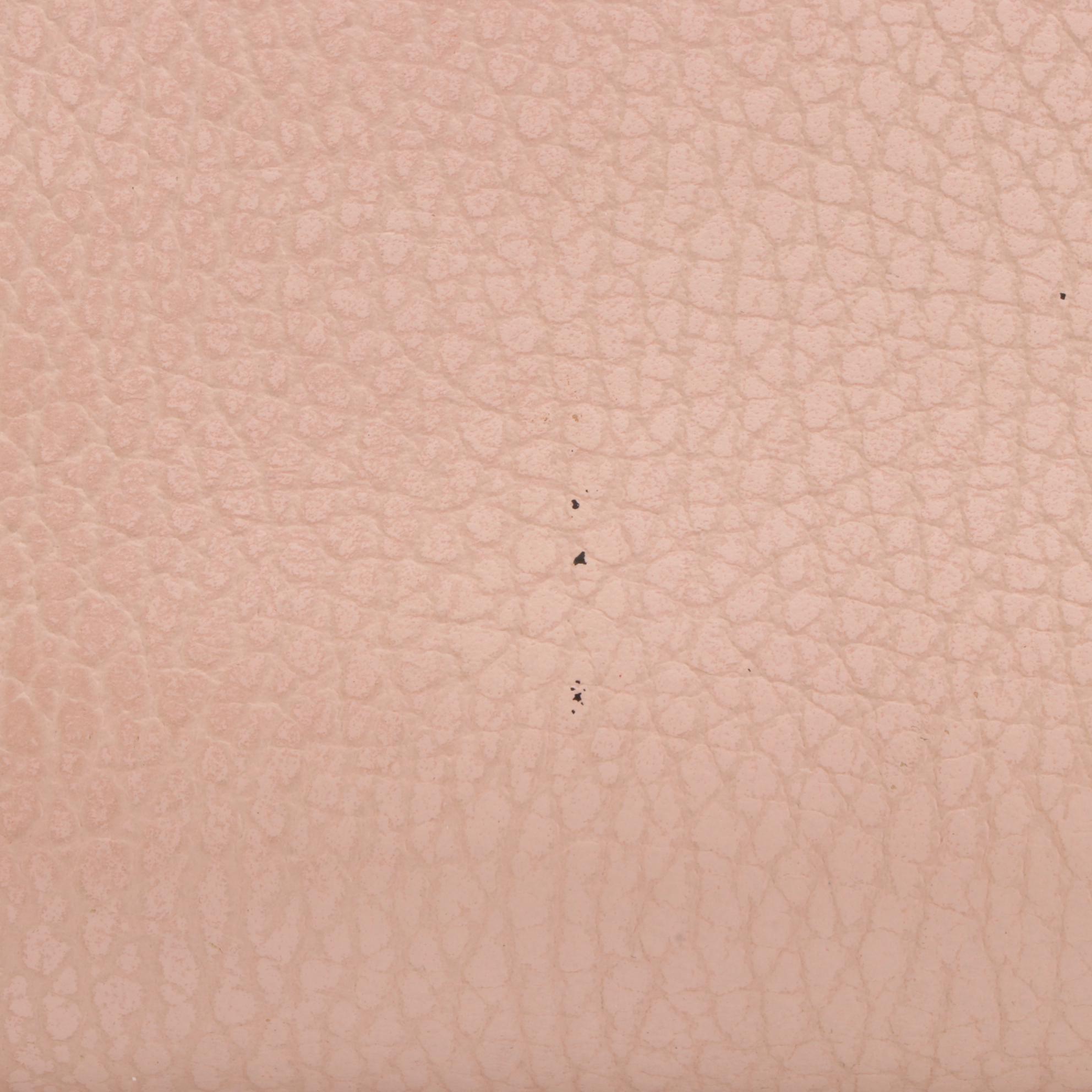 Gucci Marmont Zip Around Wallet in Pink Grained Leather