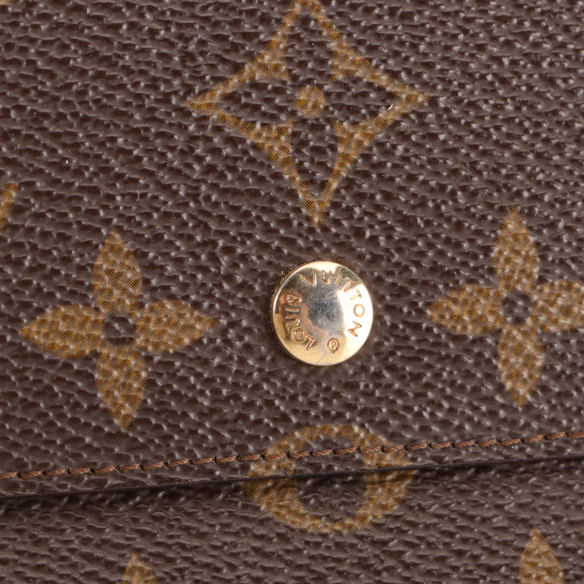 Louis Vuitton International Organizer Wallet in Monogram Canvas/Leather