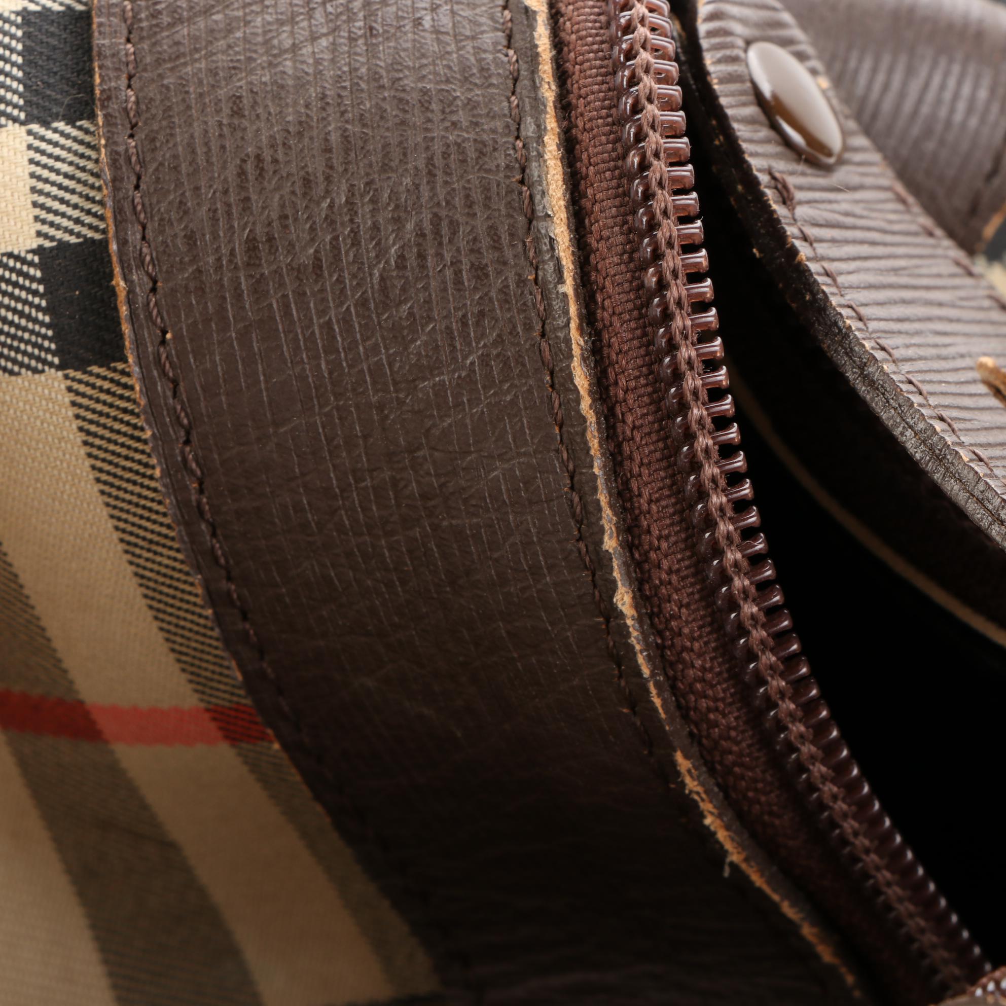 Burberrys Medium Duffle Bag in Haymarket Check Gabardine/Textured Leather