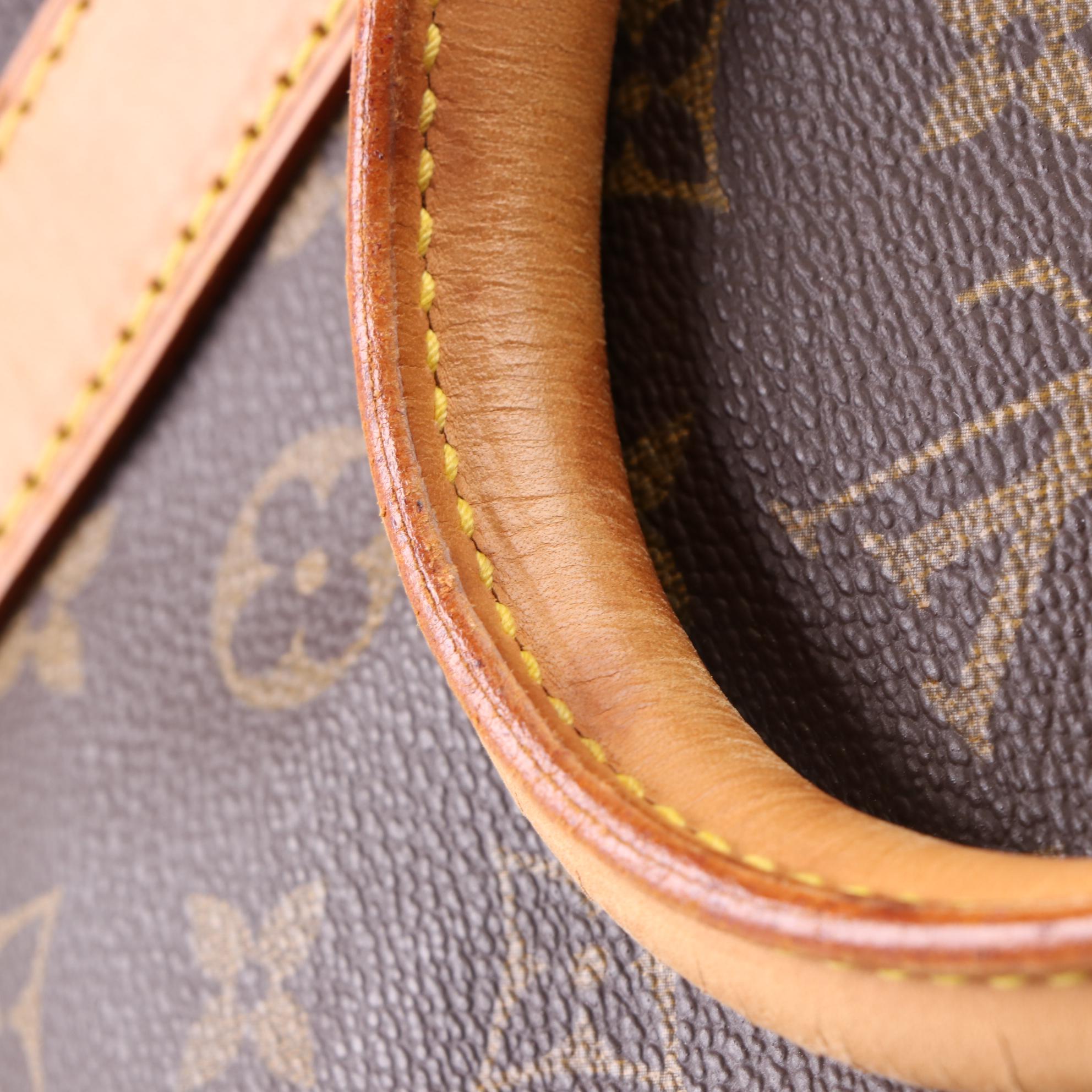 Louis Vuitton Keepall 60 Bandoulière in Monogram Canvas and Vachetta Leather