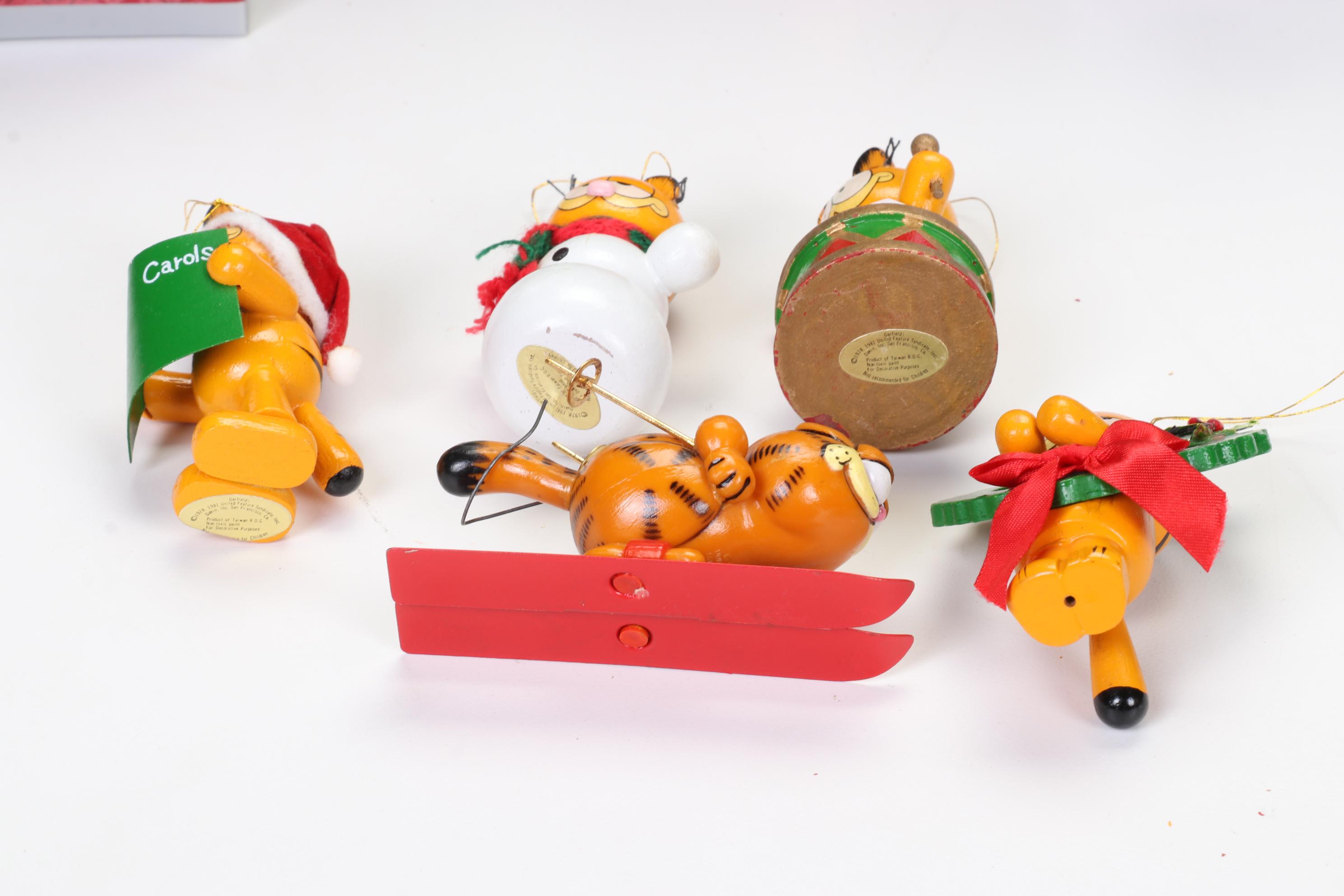 Warner Bros., Looney Tunes, Garfield and More Christmas Tree Ornaments