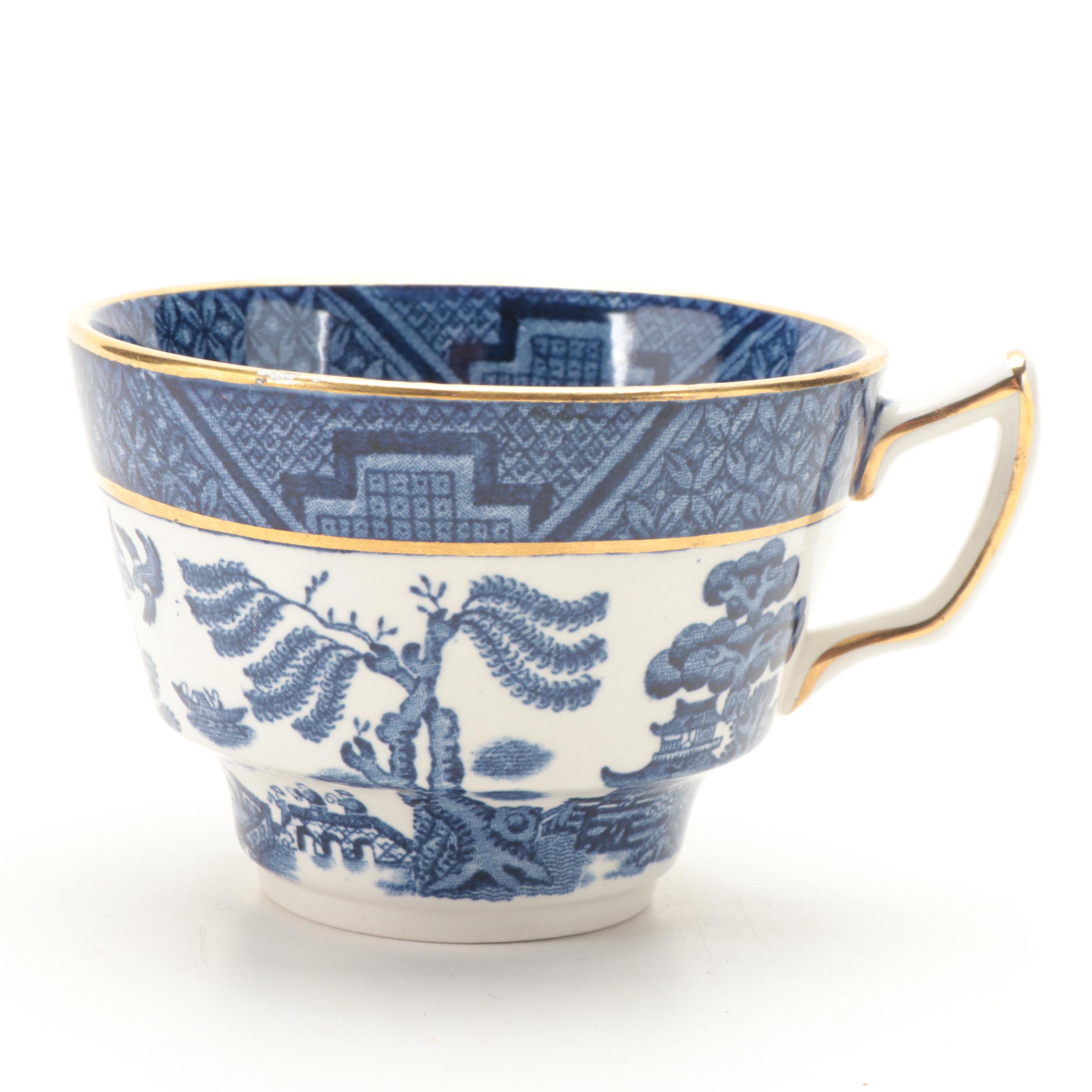 Booths "Real Old Willow" Ceramic Teacups, Saucers, and More, Mid to Late 20th C.